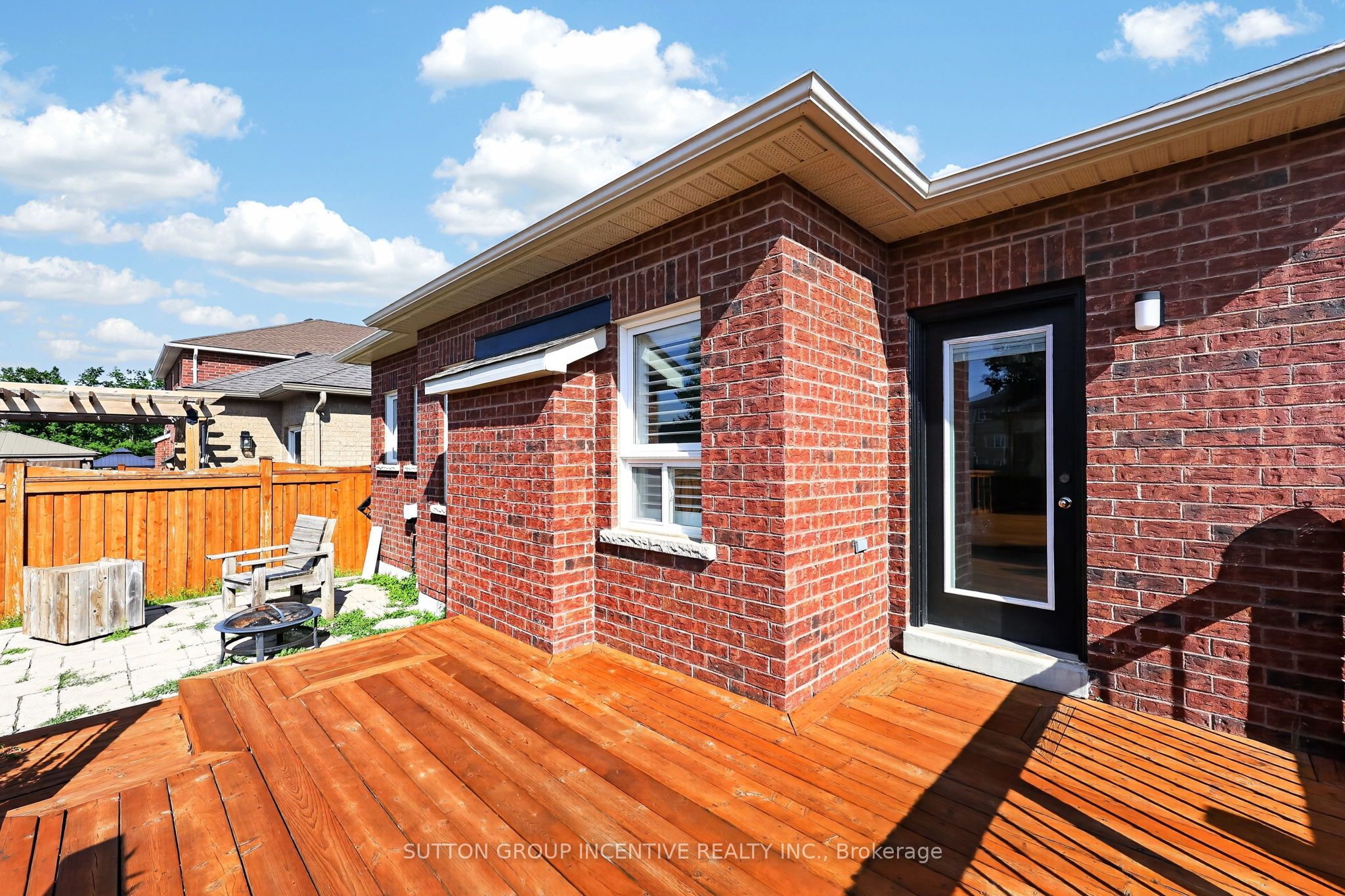 116 Sun King Crescent Property Photo 12