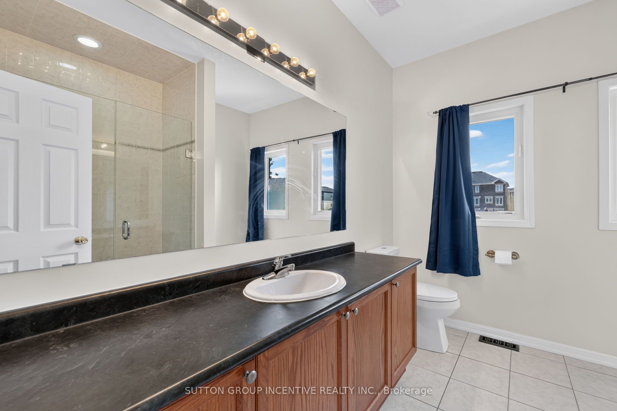 116 Sun King Crescent Property Photo 37