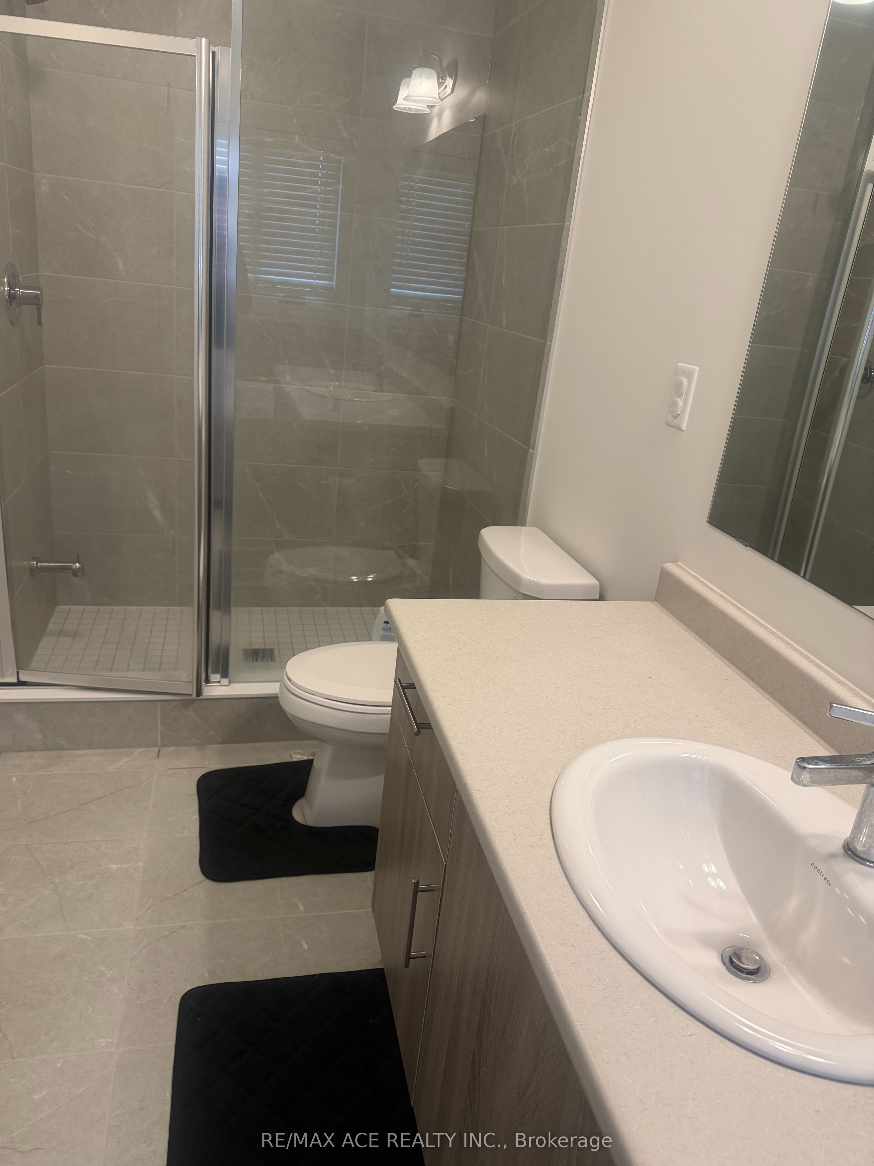94 Phoenix Boulevard Property Photo 7