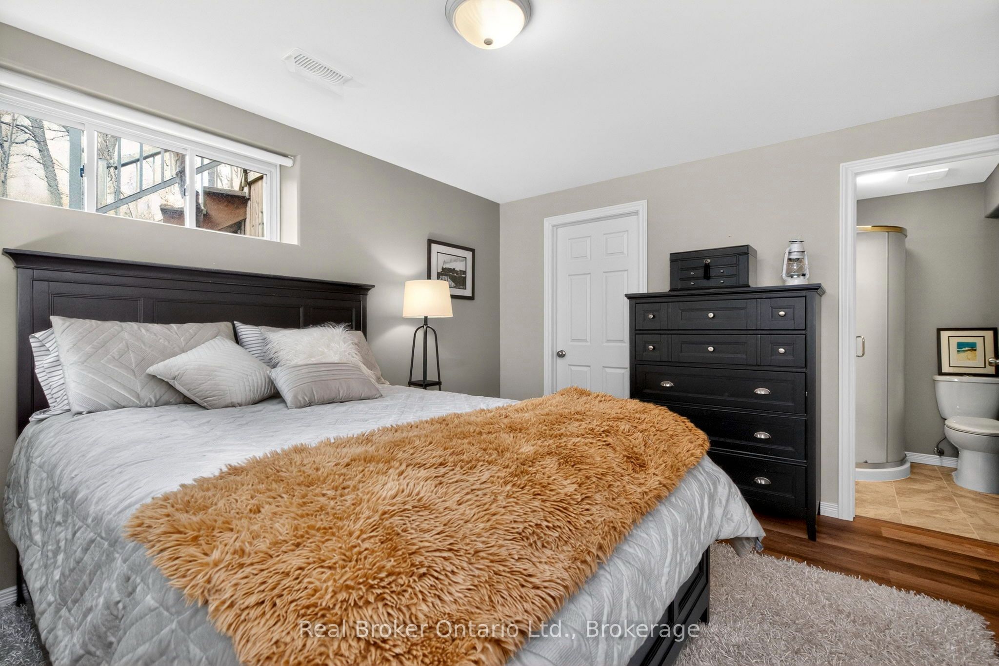 984 Cook Drive Property Photo 22