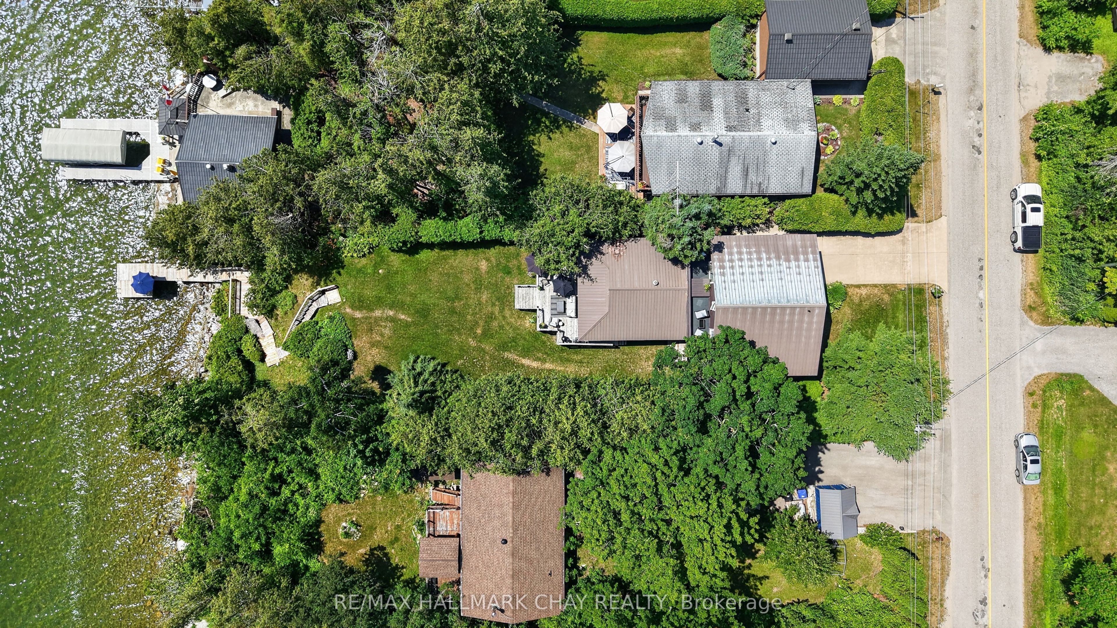 2289 Lakeshore Road E Property Photo 8