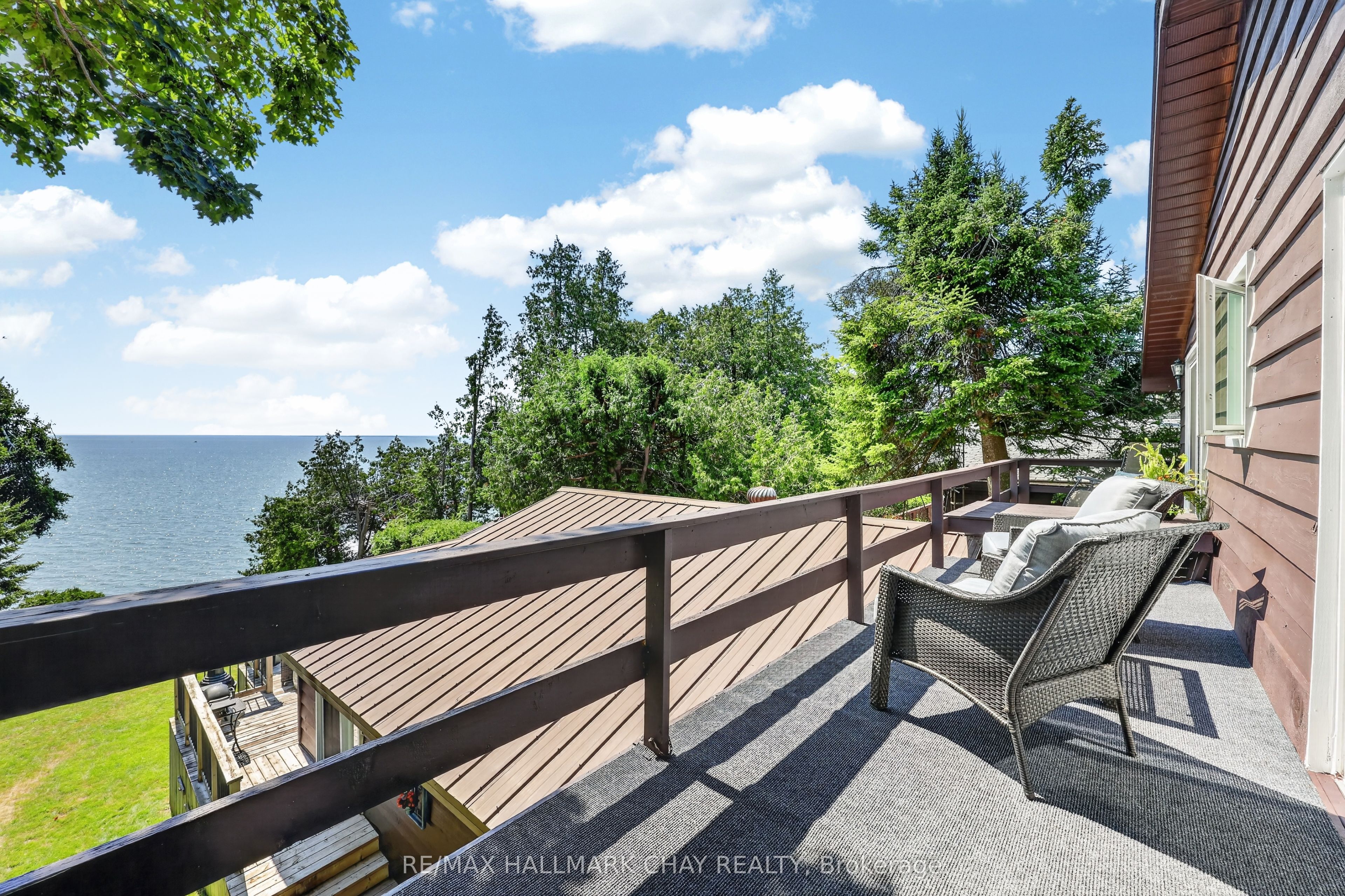 2289 Lakeshore Road E Property Photo 15