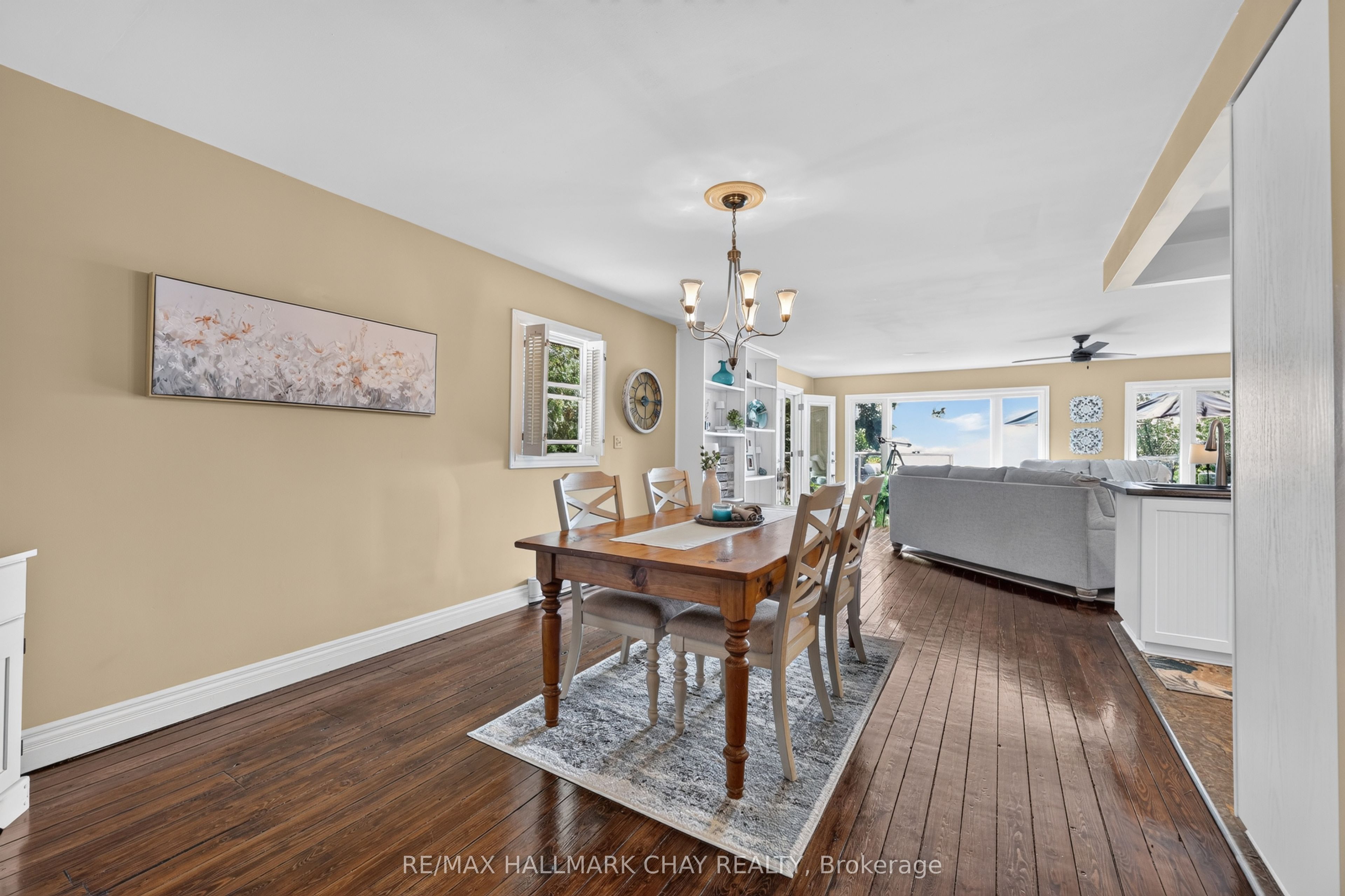 2289 Lakeshore Road E Property Photo 23