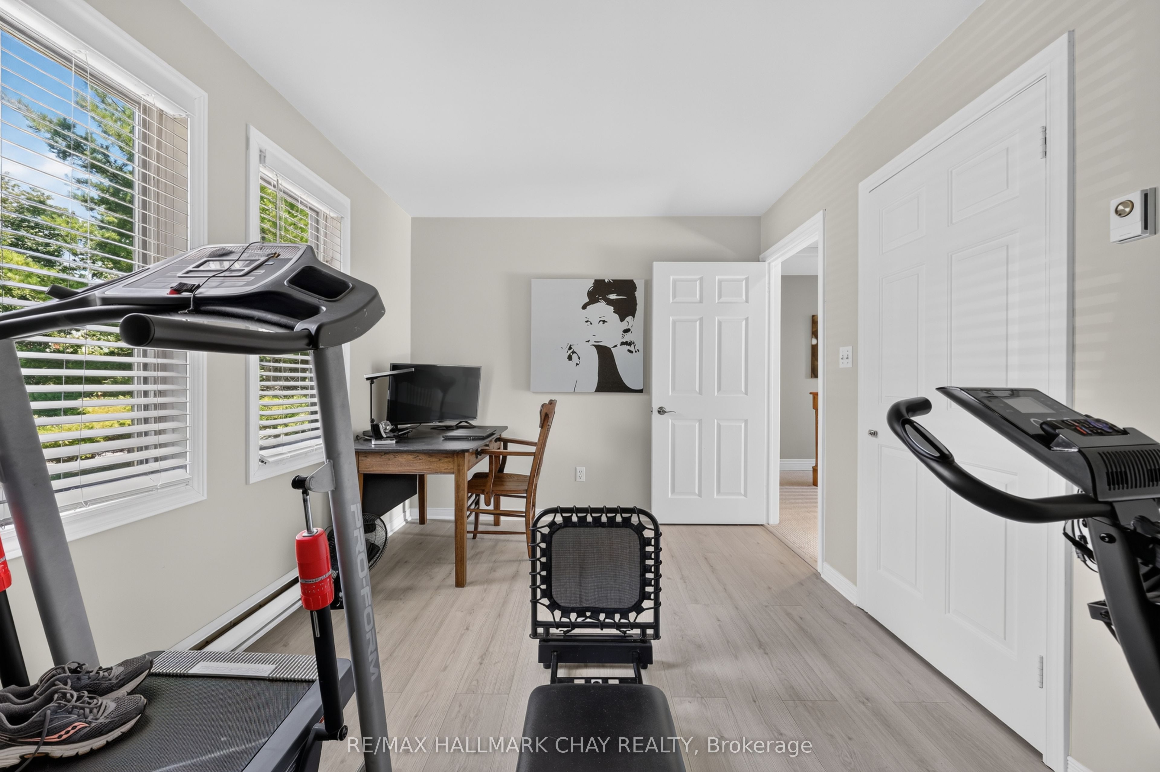 2289 Lakeshore Road E Property Photo 47
