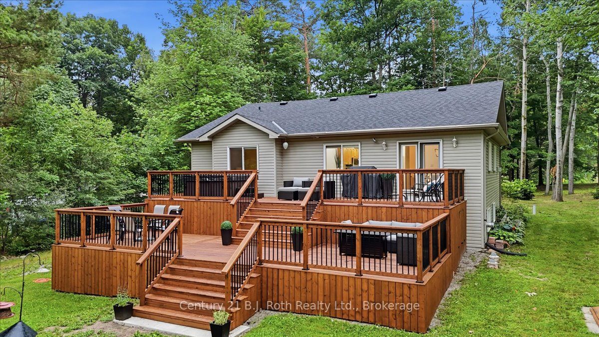 1439 Chapman Road Property Photo 4