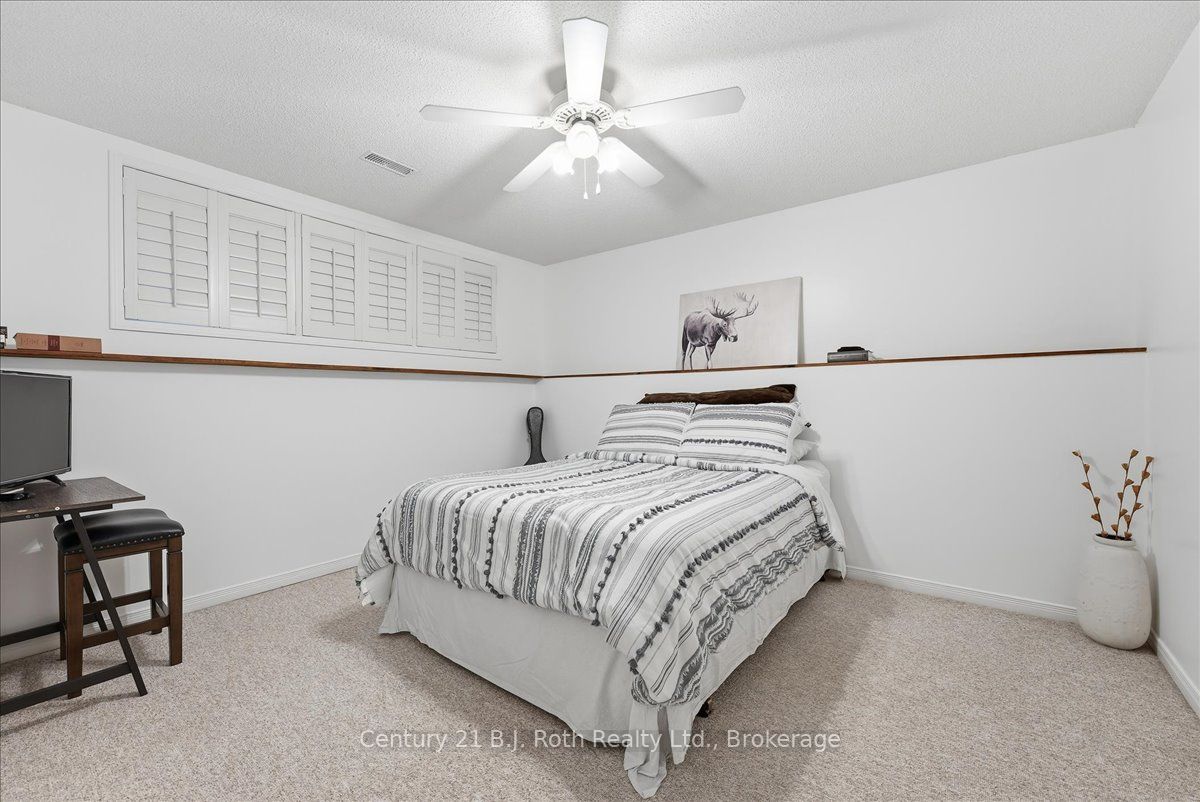 1439 Chapman Road Property Photo 32