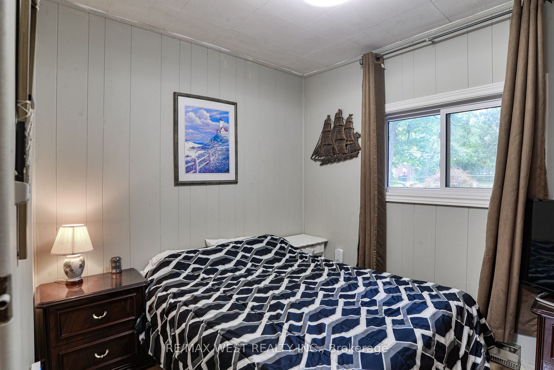 1072 Sylvan Glen Drive Property Photo 4