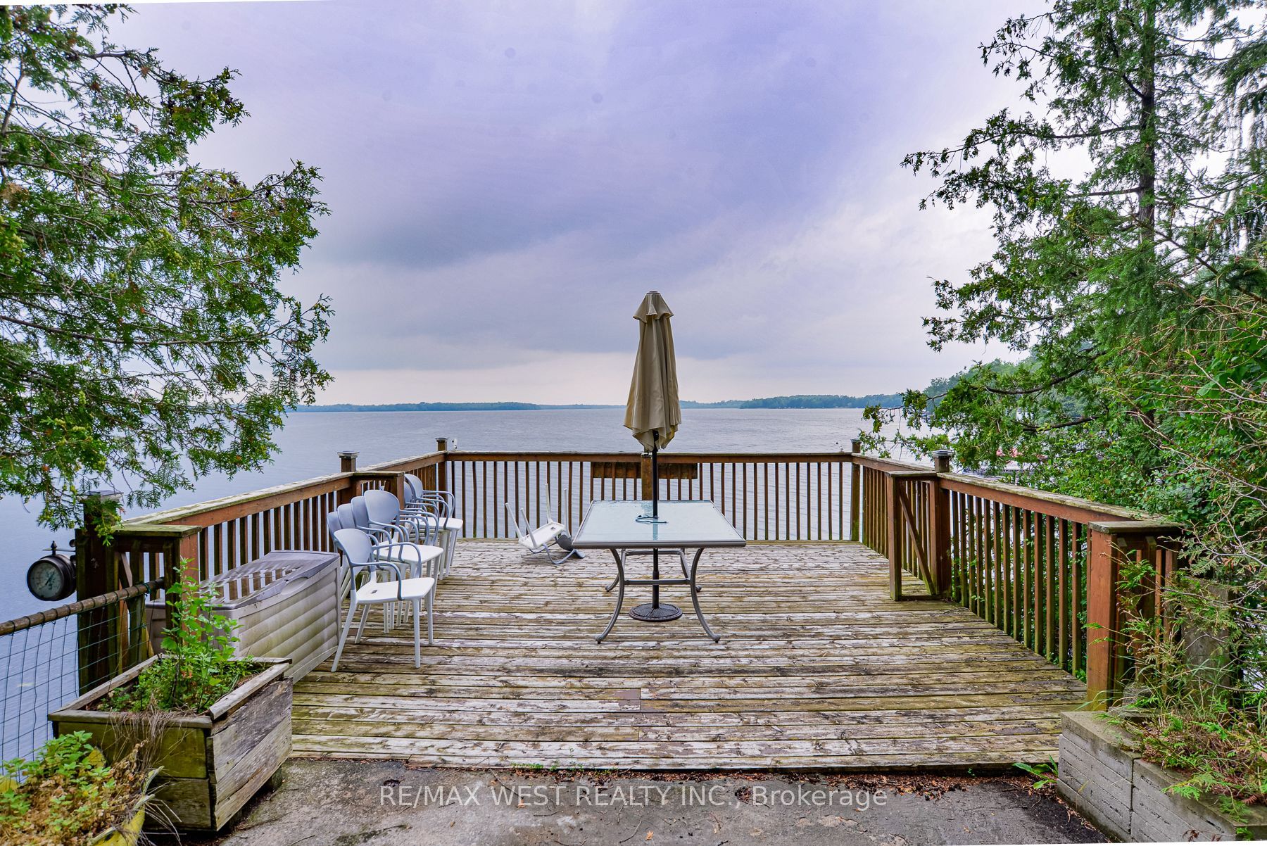 1072 Sylvan Glen Drive Property Photo 5