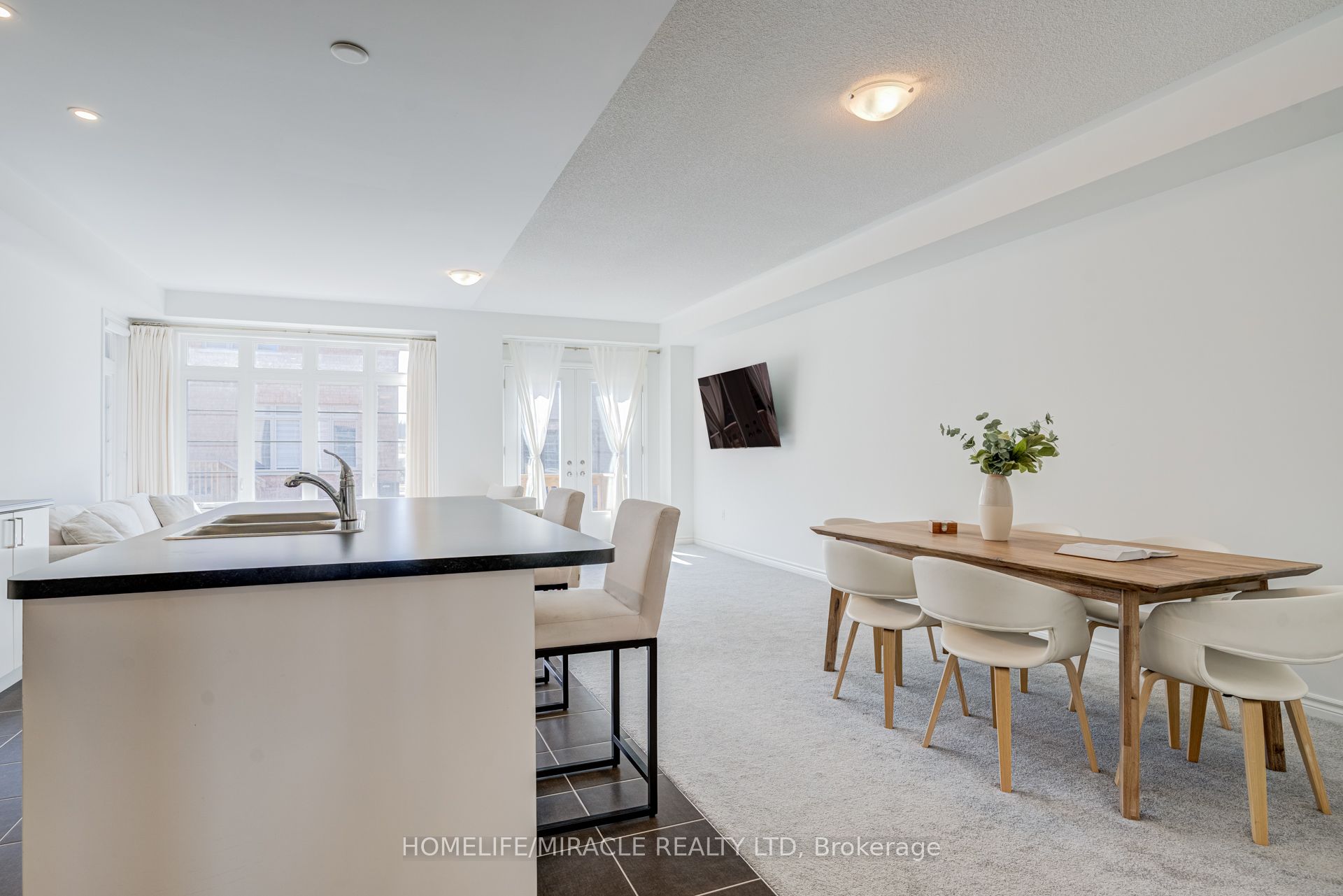 14 Sassafras Road Property Photo 12