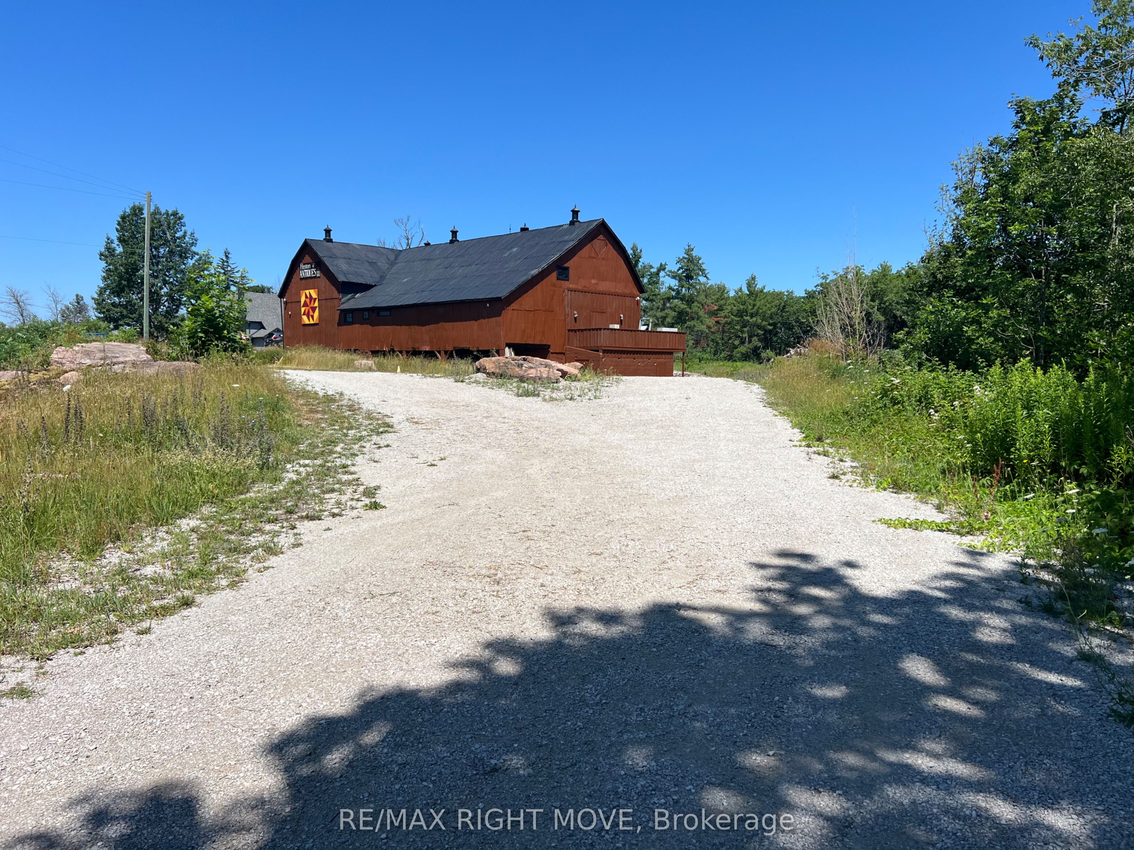 8203 169 County Road Property Photo 3