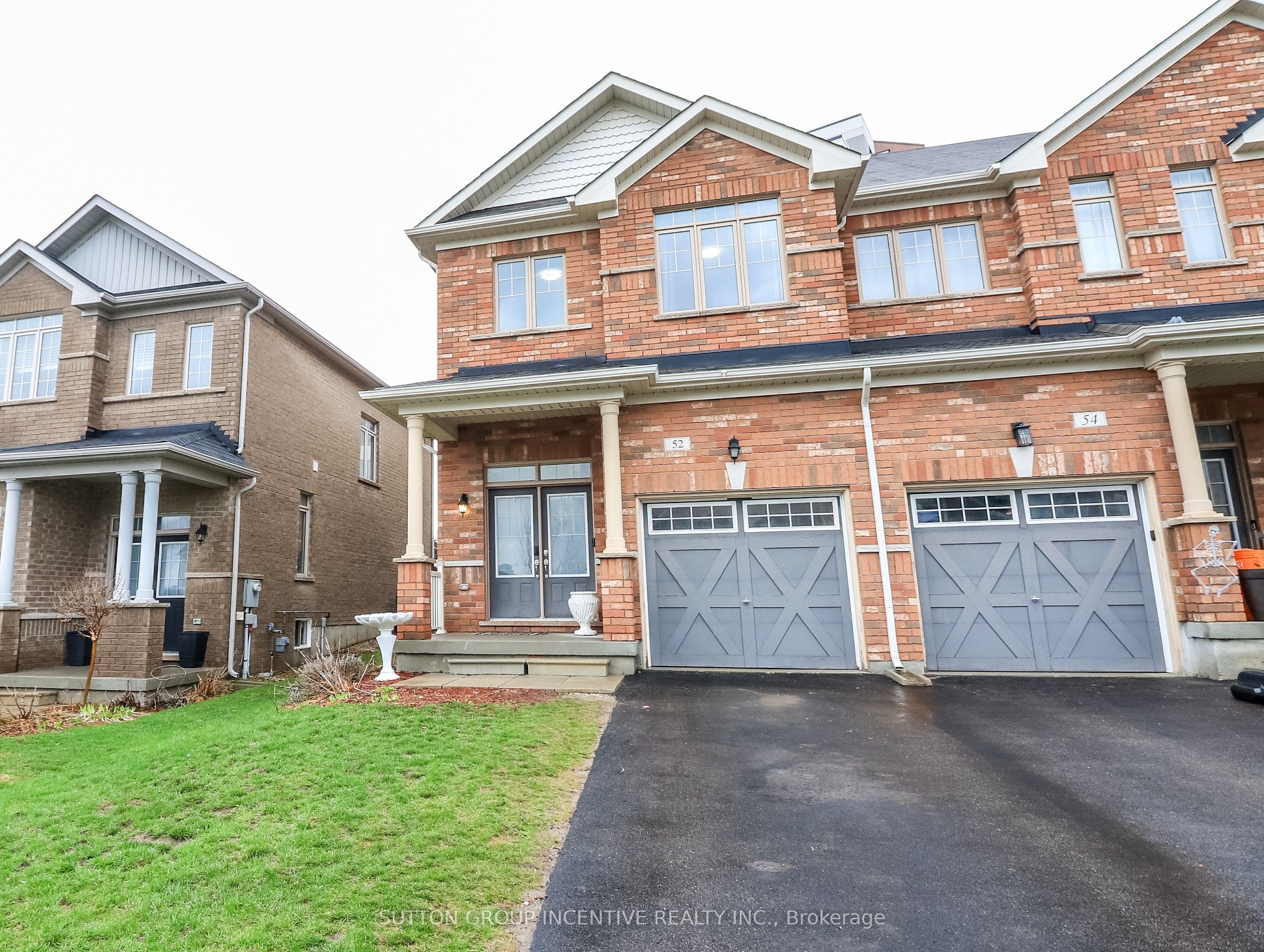 52 Snelgrove Crescent Property Photo 1
