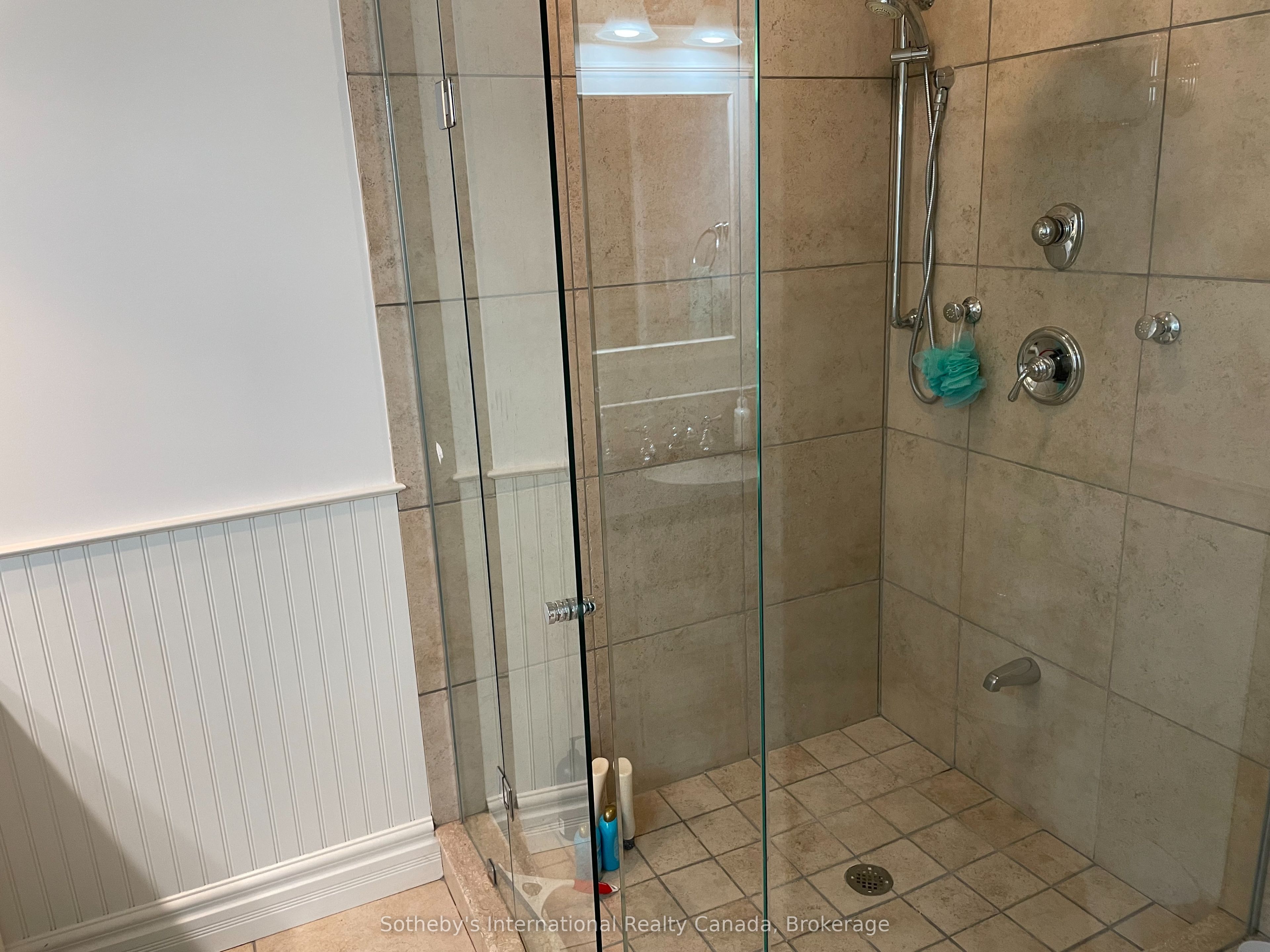 871 Suncrest Circle Property Photo 18