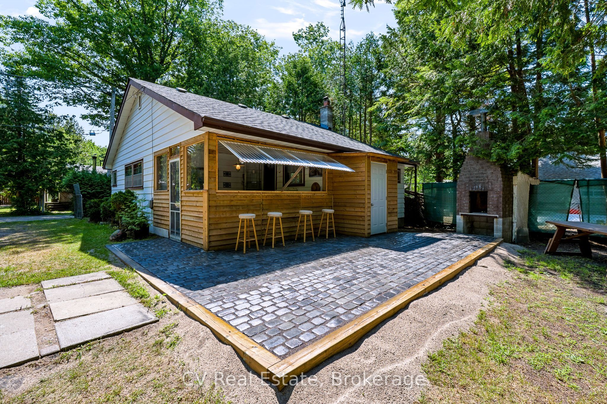10 Brookside Drive Property Photo 11