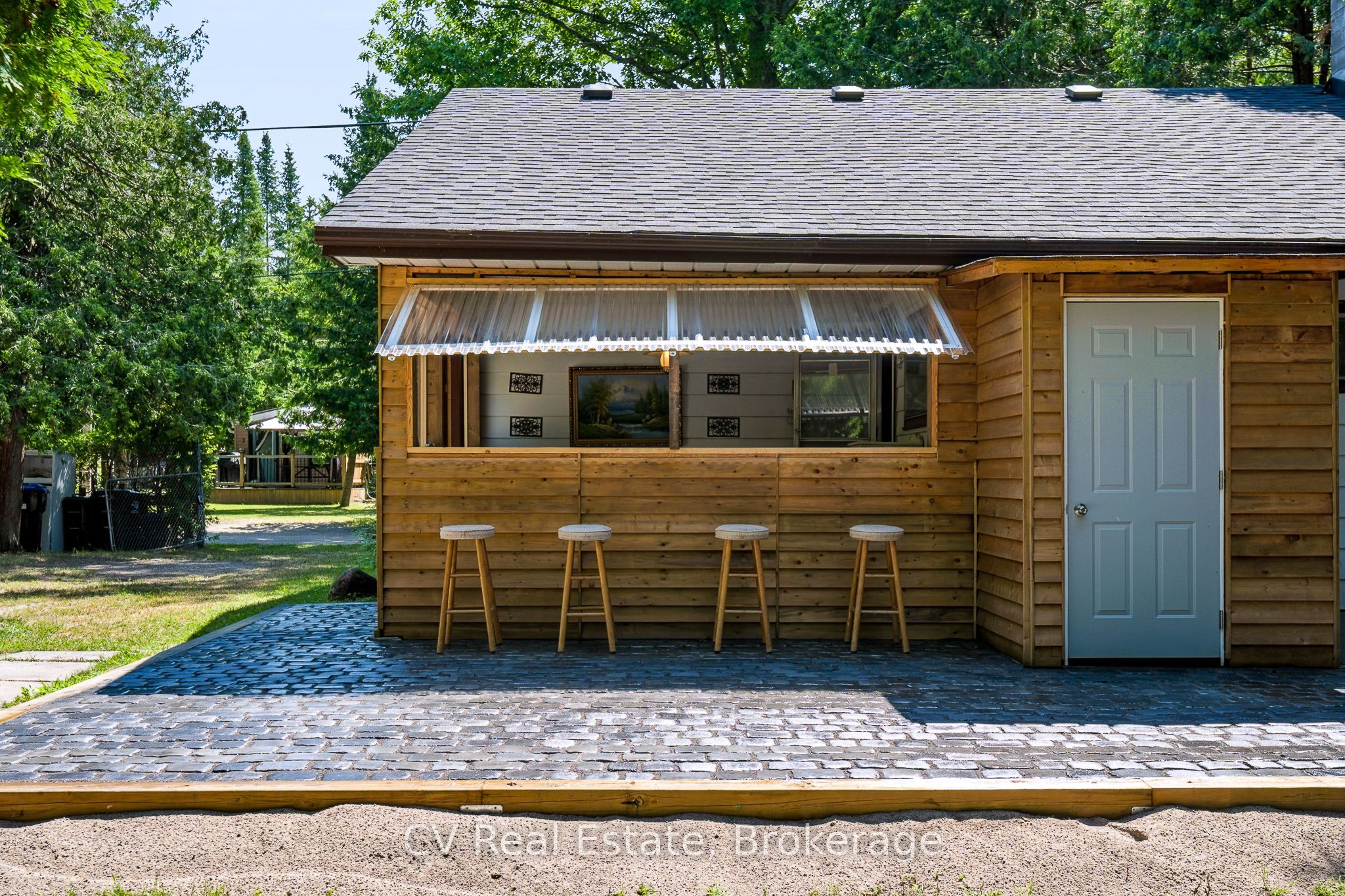 10 Brookside Drive Property Photo 12