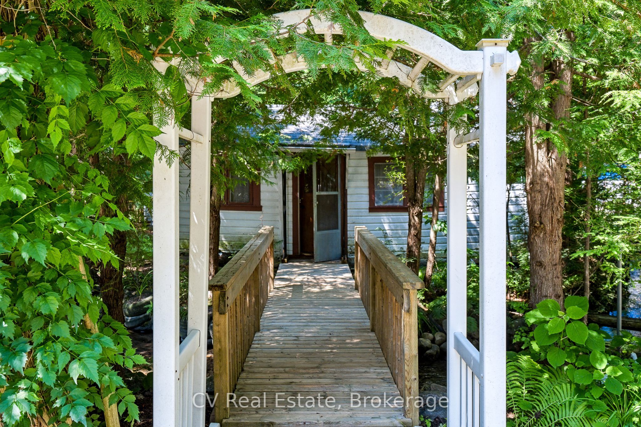 10 Brookside Drive Property Photo 15