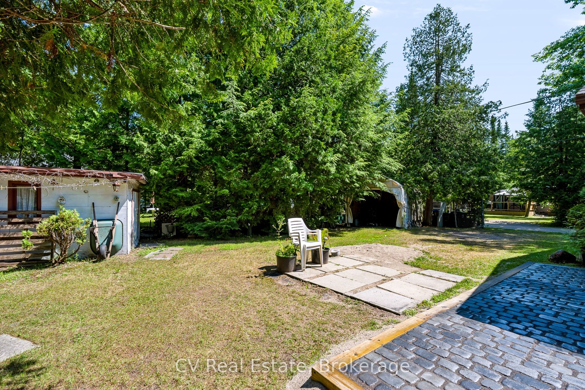 10 Brookside Drive Property Photo 37