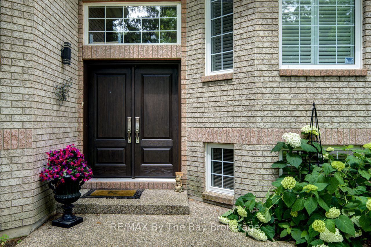 22 Downer Crescent Property Photo 7