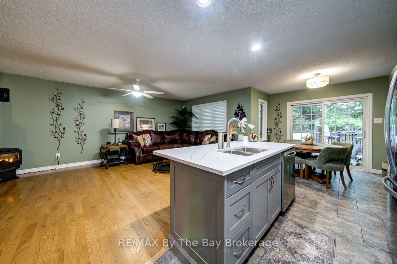 22 Downer Crescent Property Photo 15