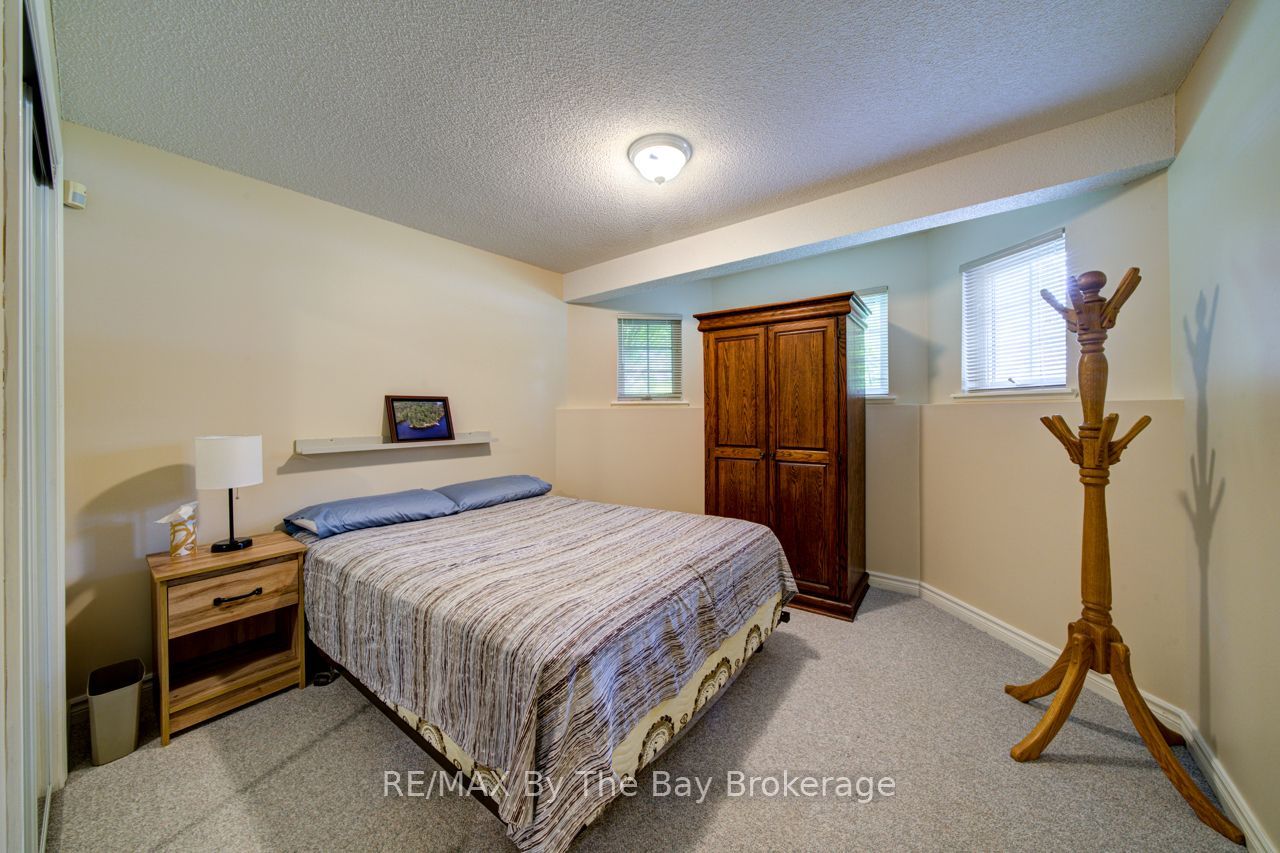 22 Downer Crescent Property Photo 35