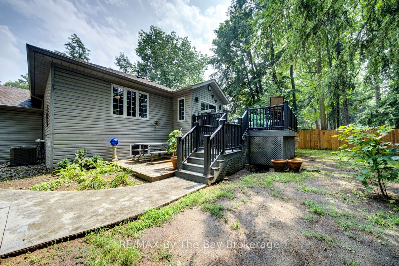 22 Downer Crescent Property Photo 45