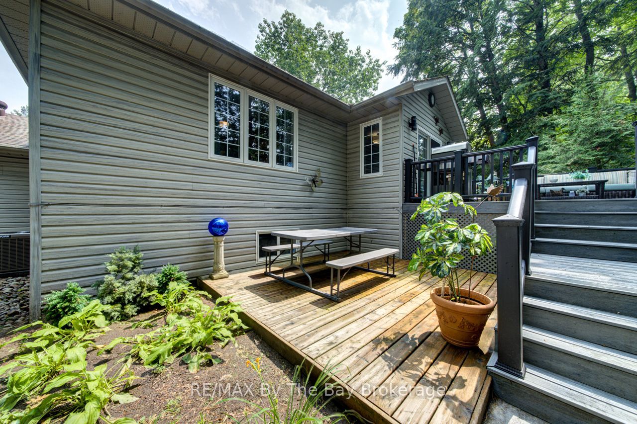 22 Downer Crescent Property Photo 46