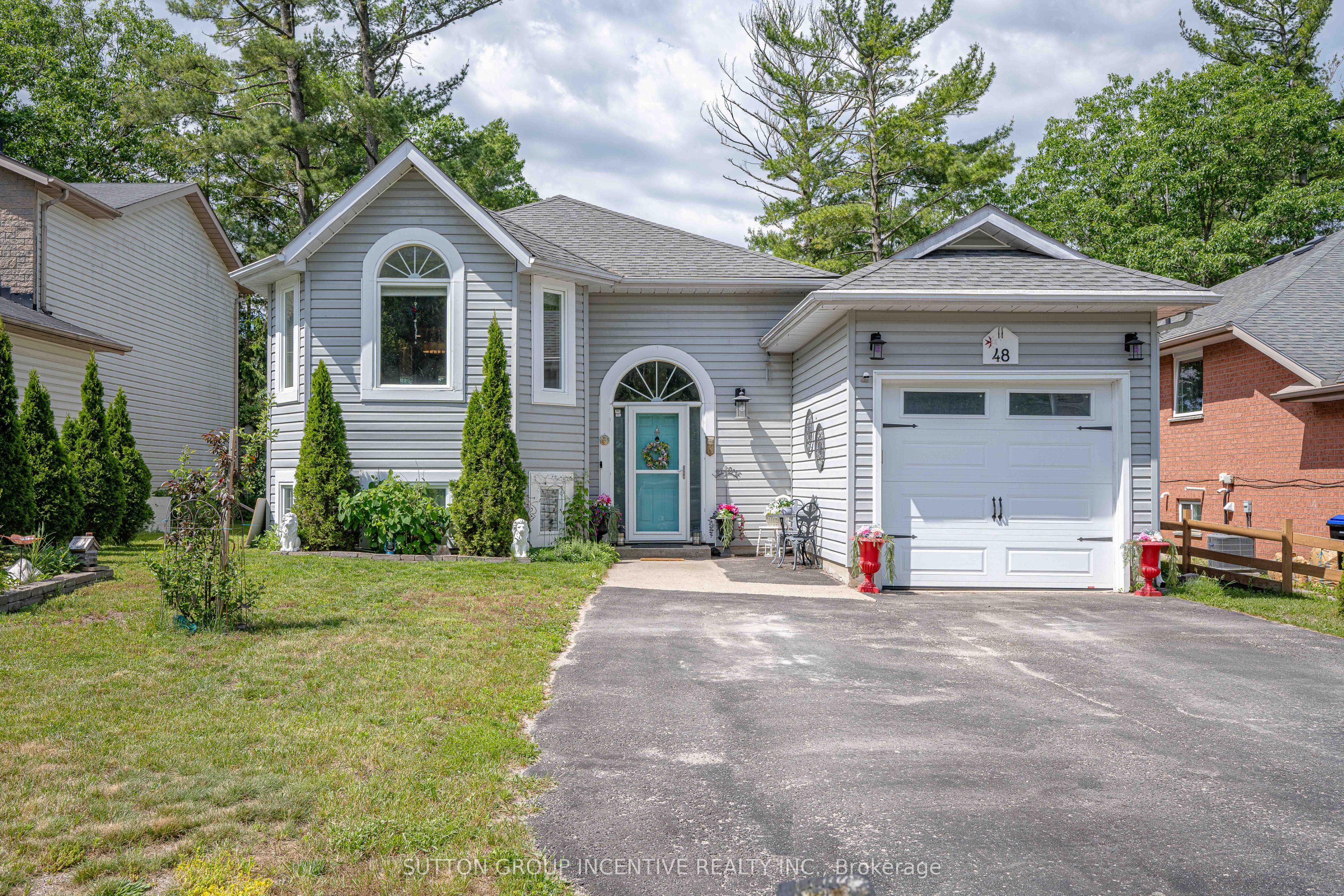 48 Wesley Avenue Property Photo 1