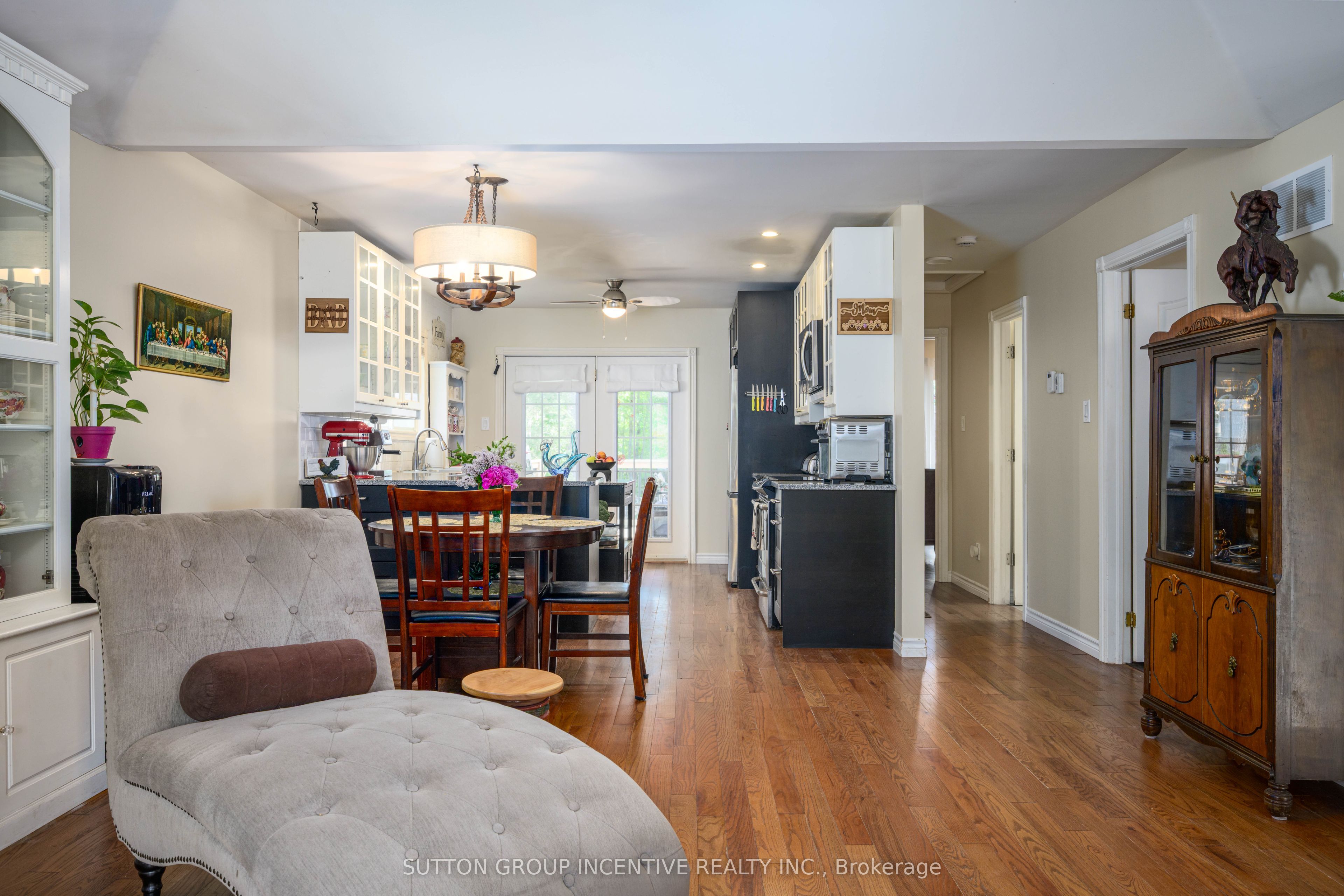 48 Wesley Avenue Property Photo 10
