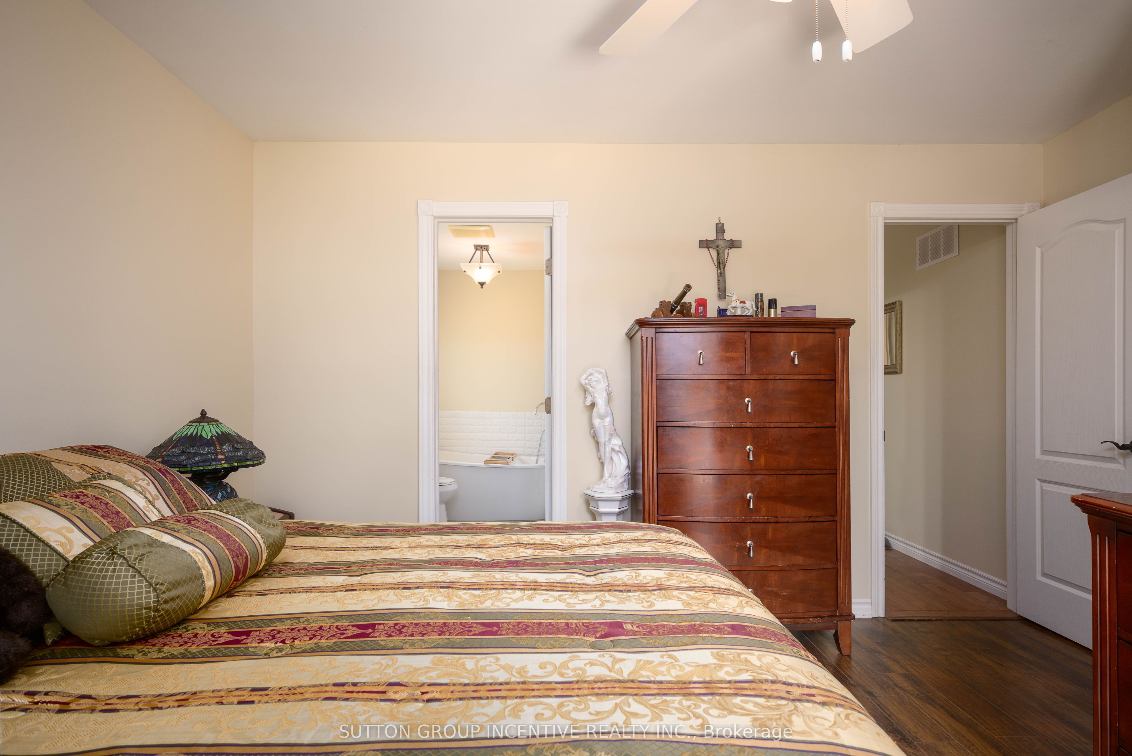 48 Wesley Avenue Property Photo 21