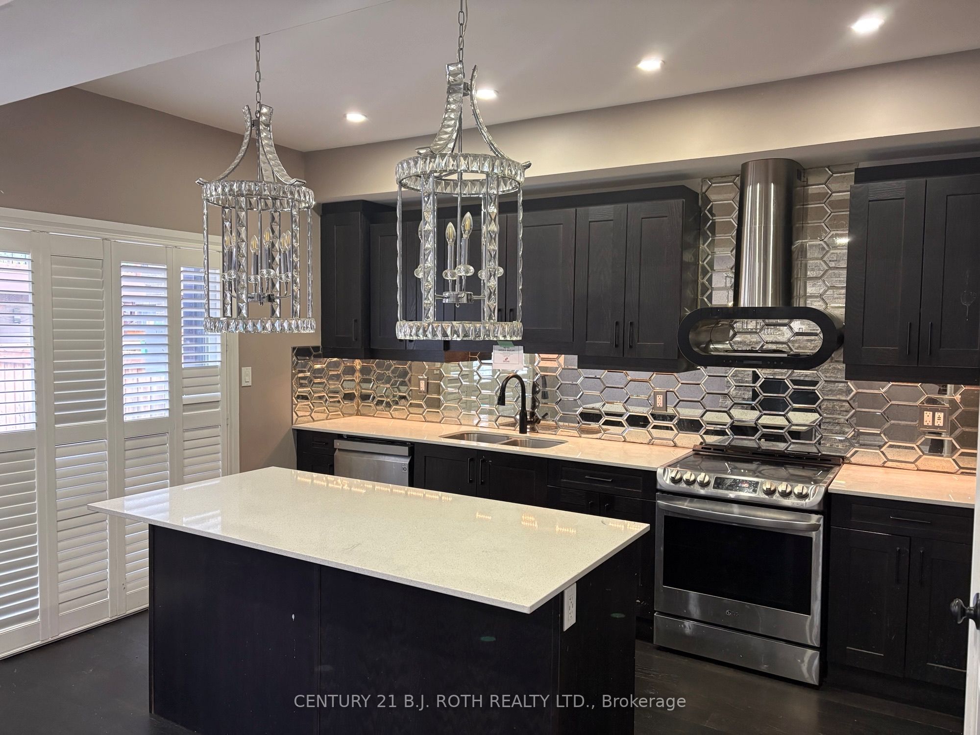 34 Alaskan Heights Property Photo 3