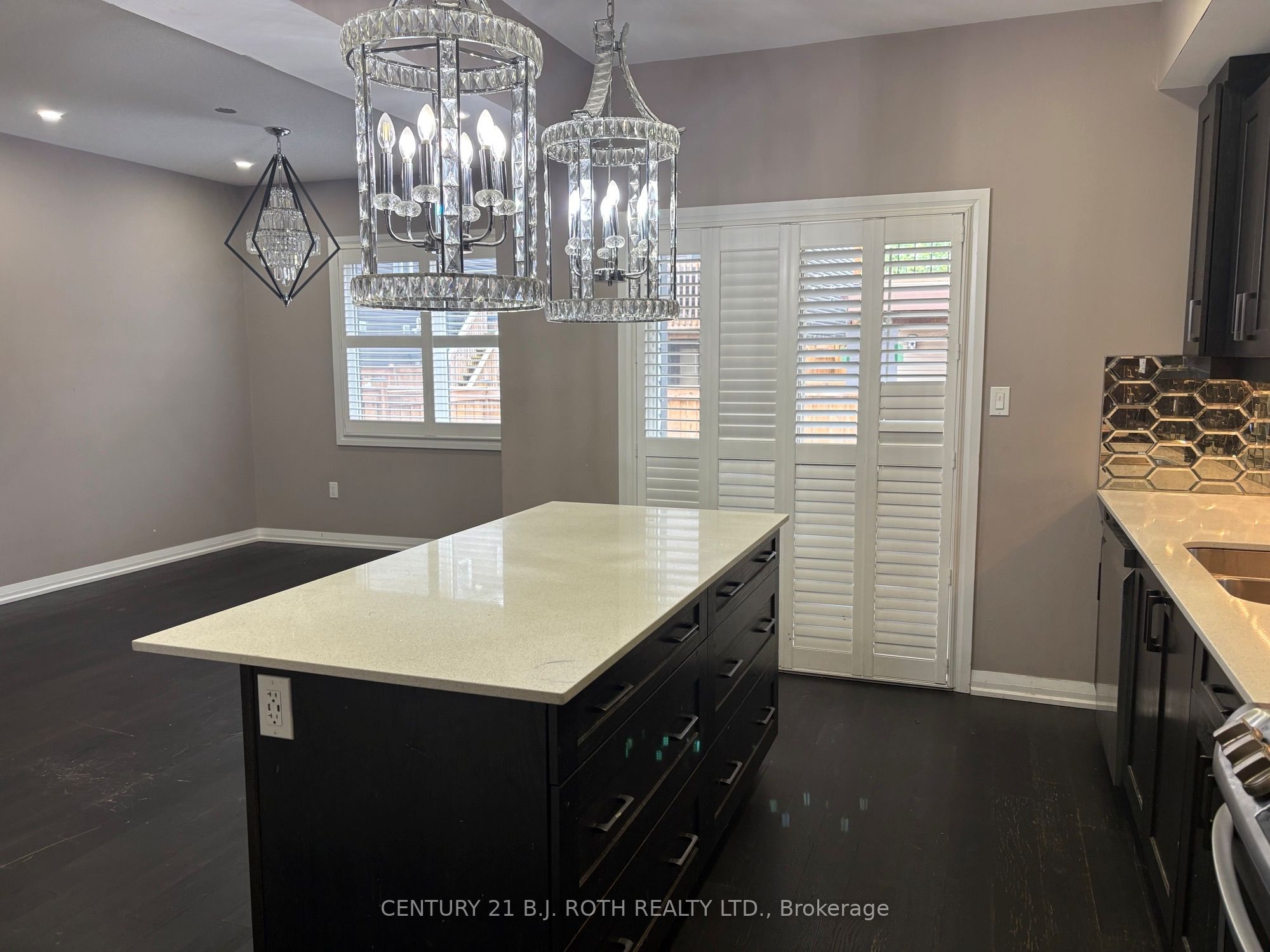 34 Alaskan Heights Property Photo 6