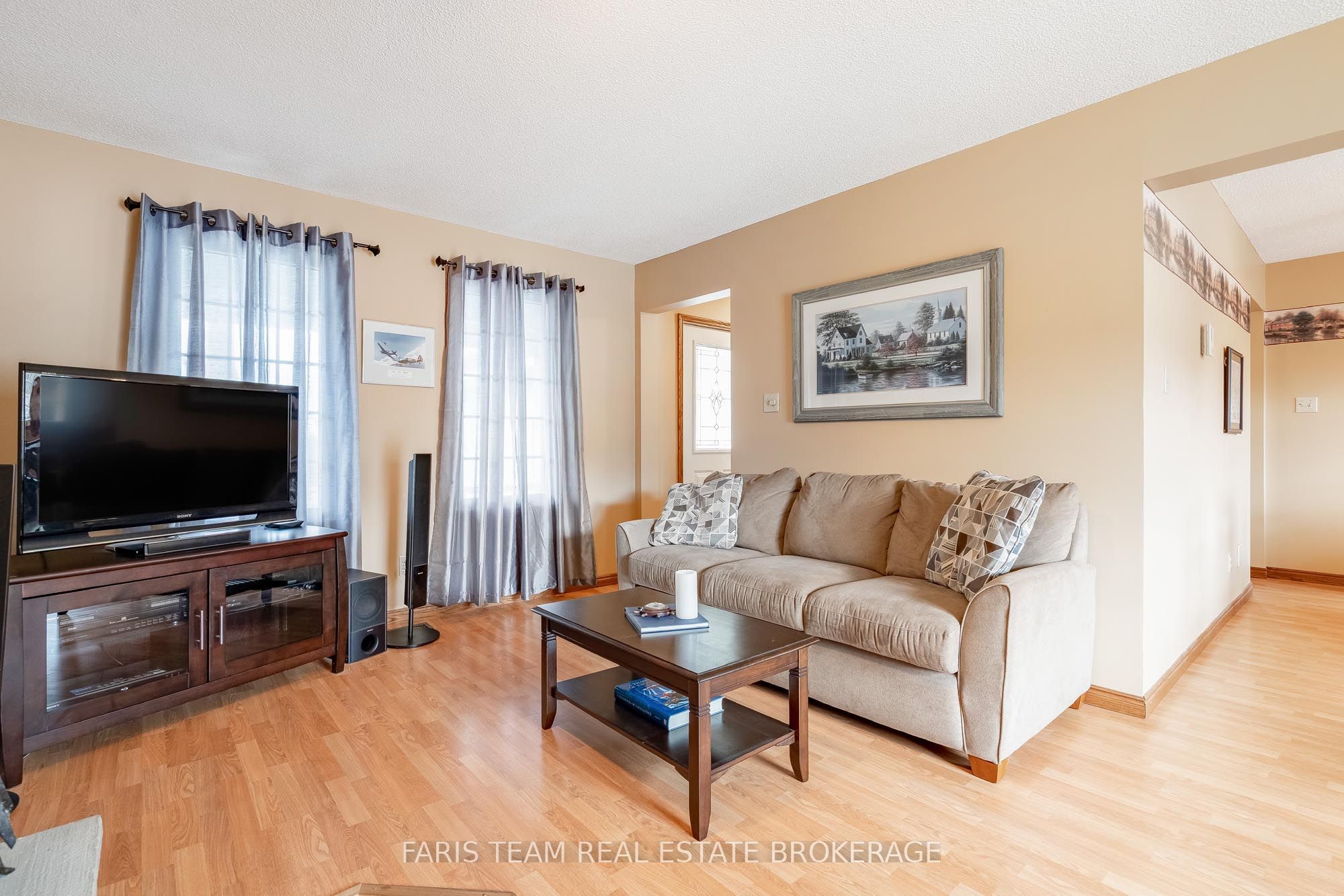 1 Hallen Drive Property Photo 18
