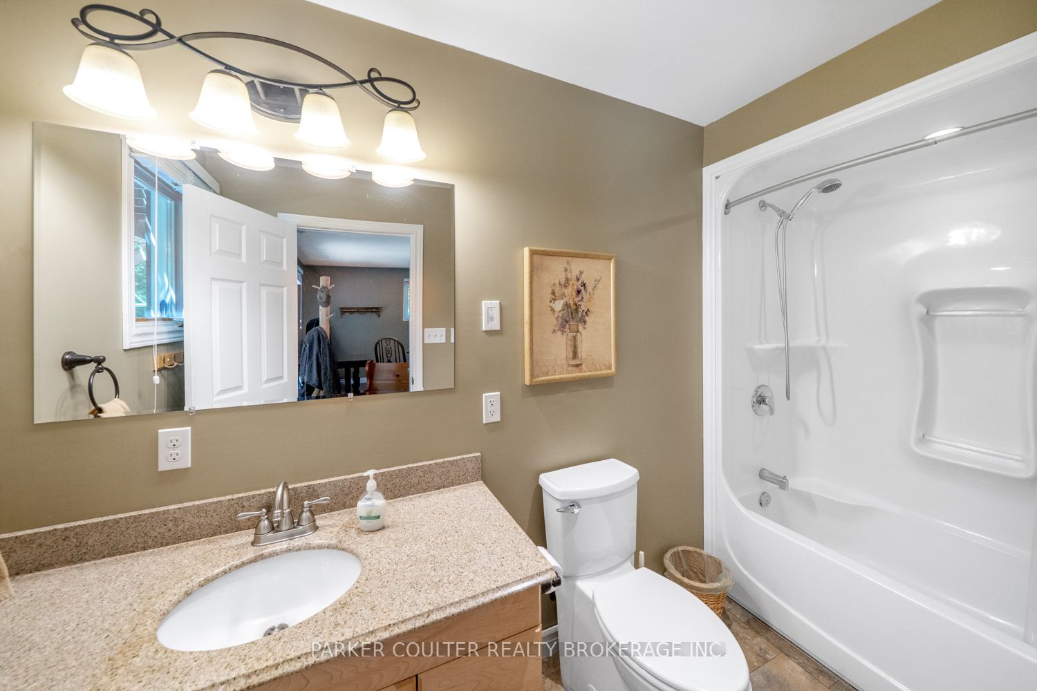 2645 Warminster Road Property Photo 29