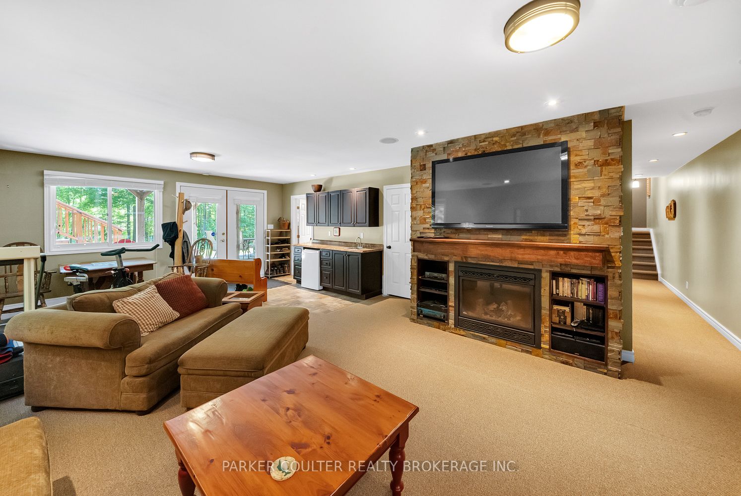 2645 Warminster Road Property Photo 32