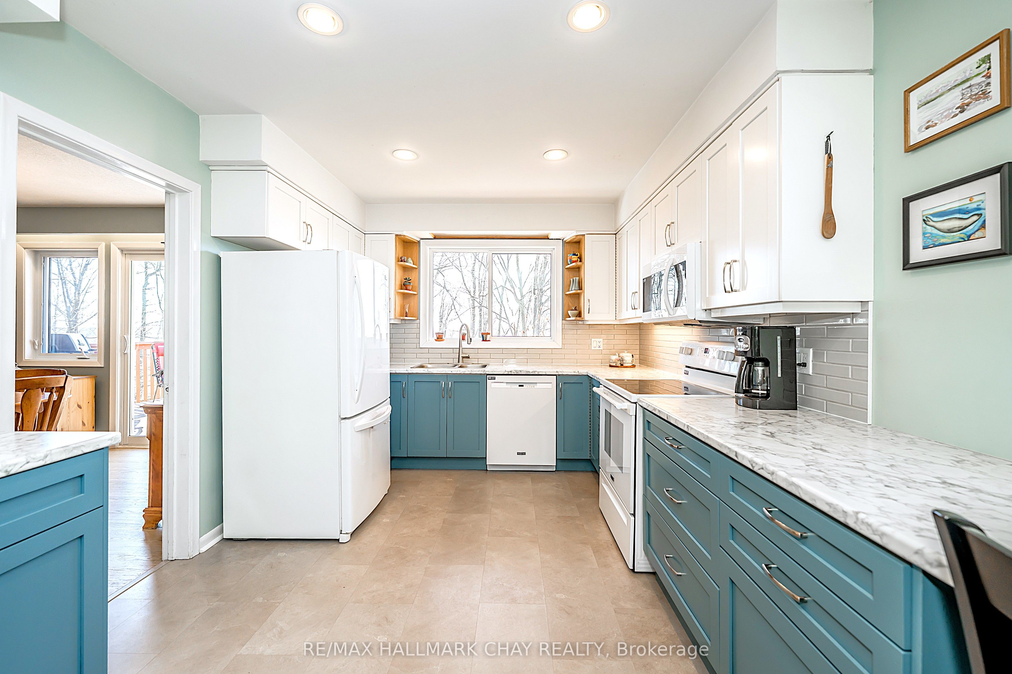 365 Codrington Street Property Photo 14