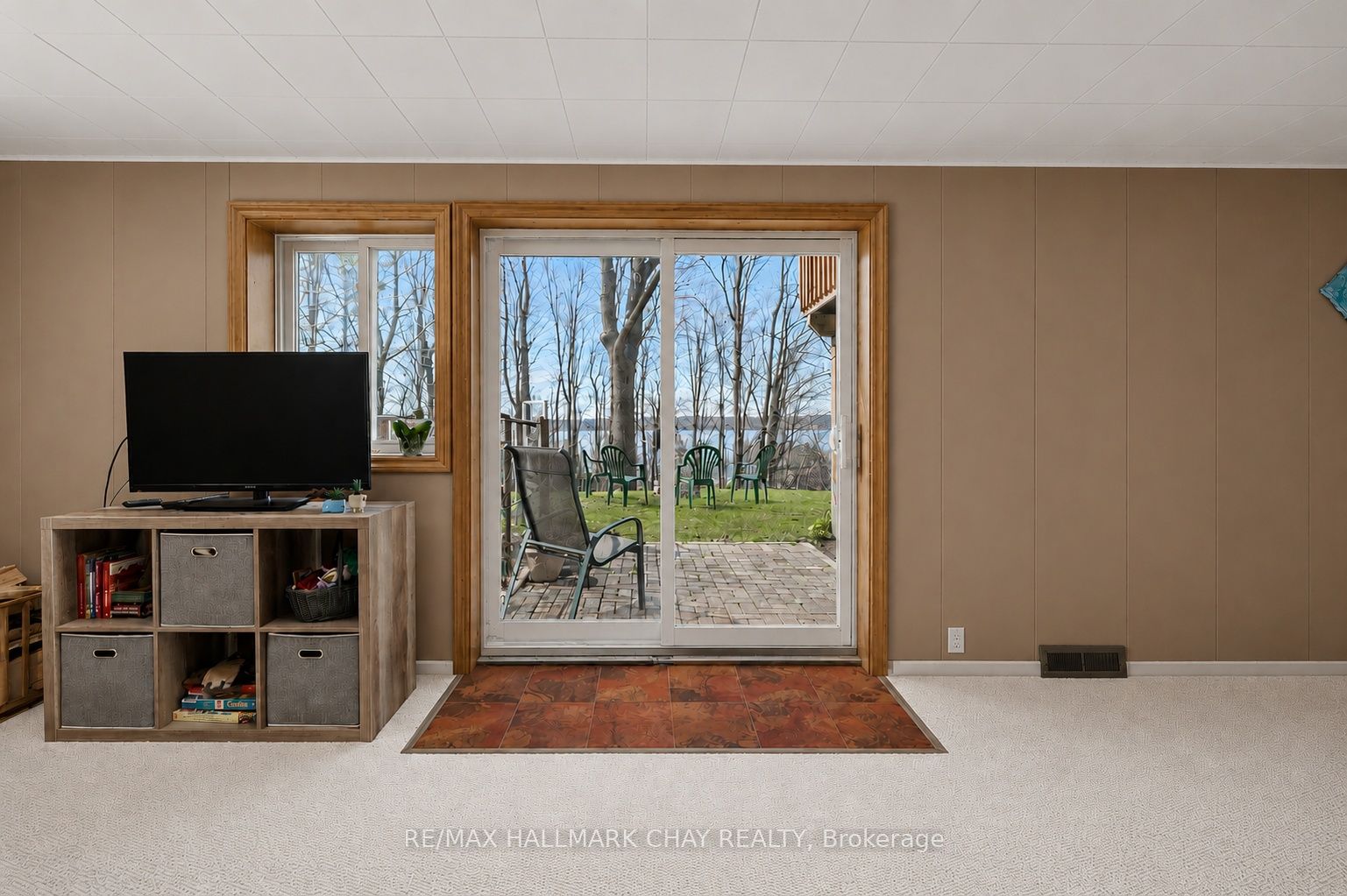 365 Codrington Street Property Photo 31