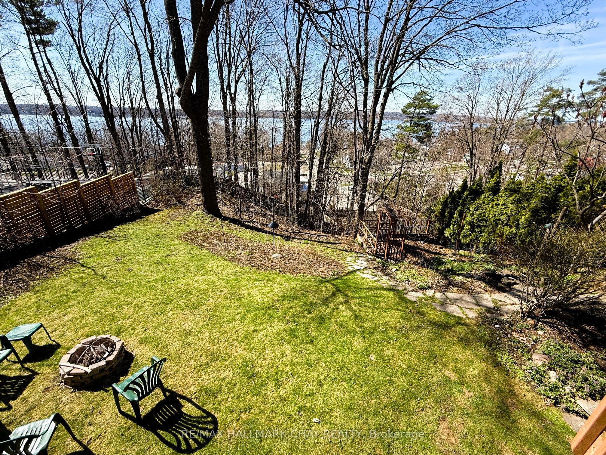 365 Codrington Street Property Photo 38