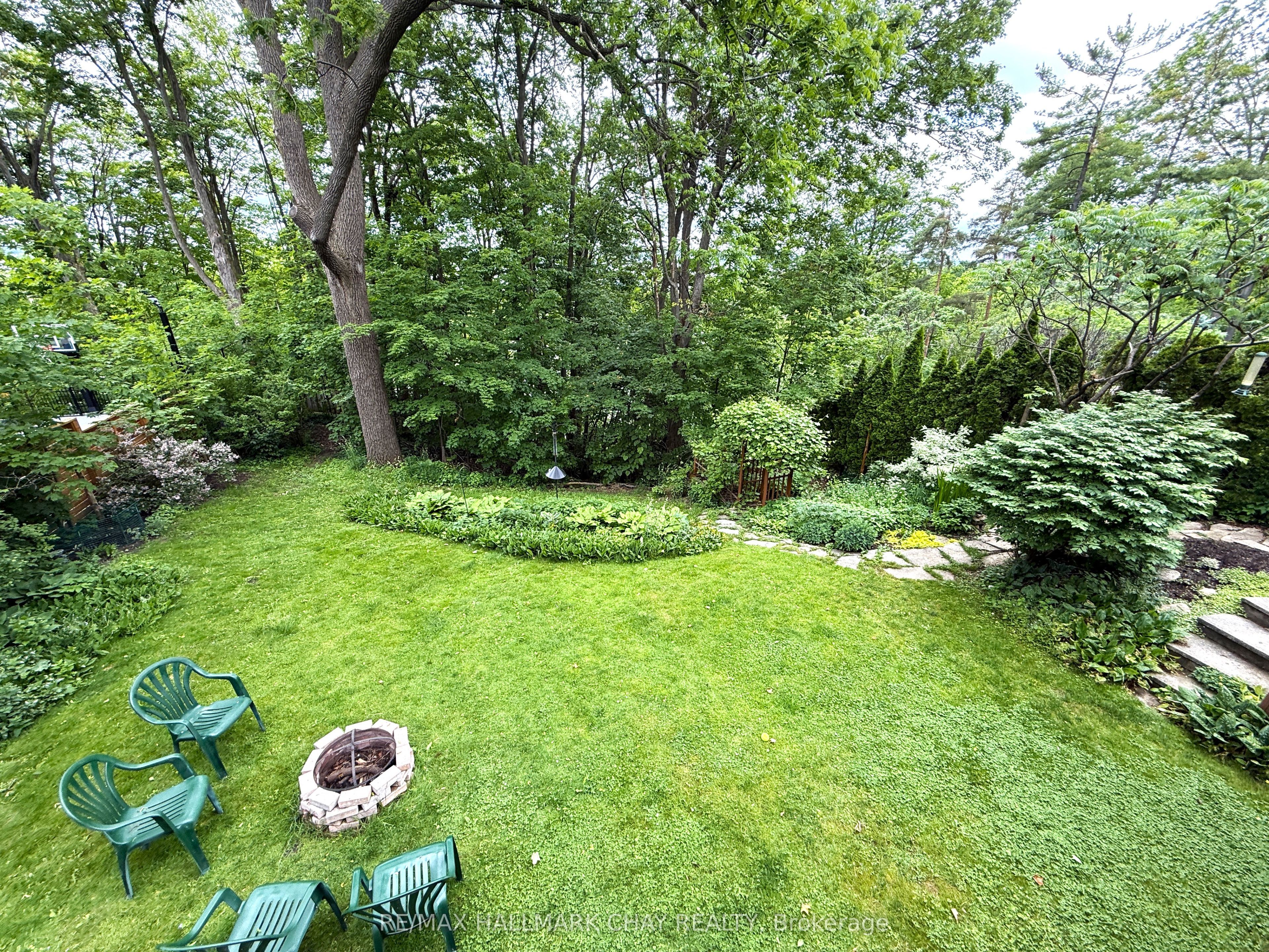 365 Codrington Street Property Photo 39