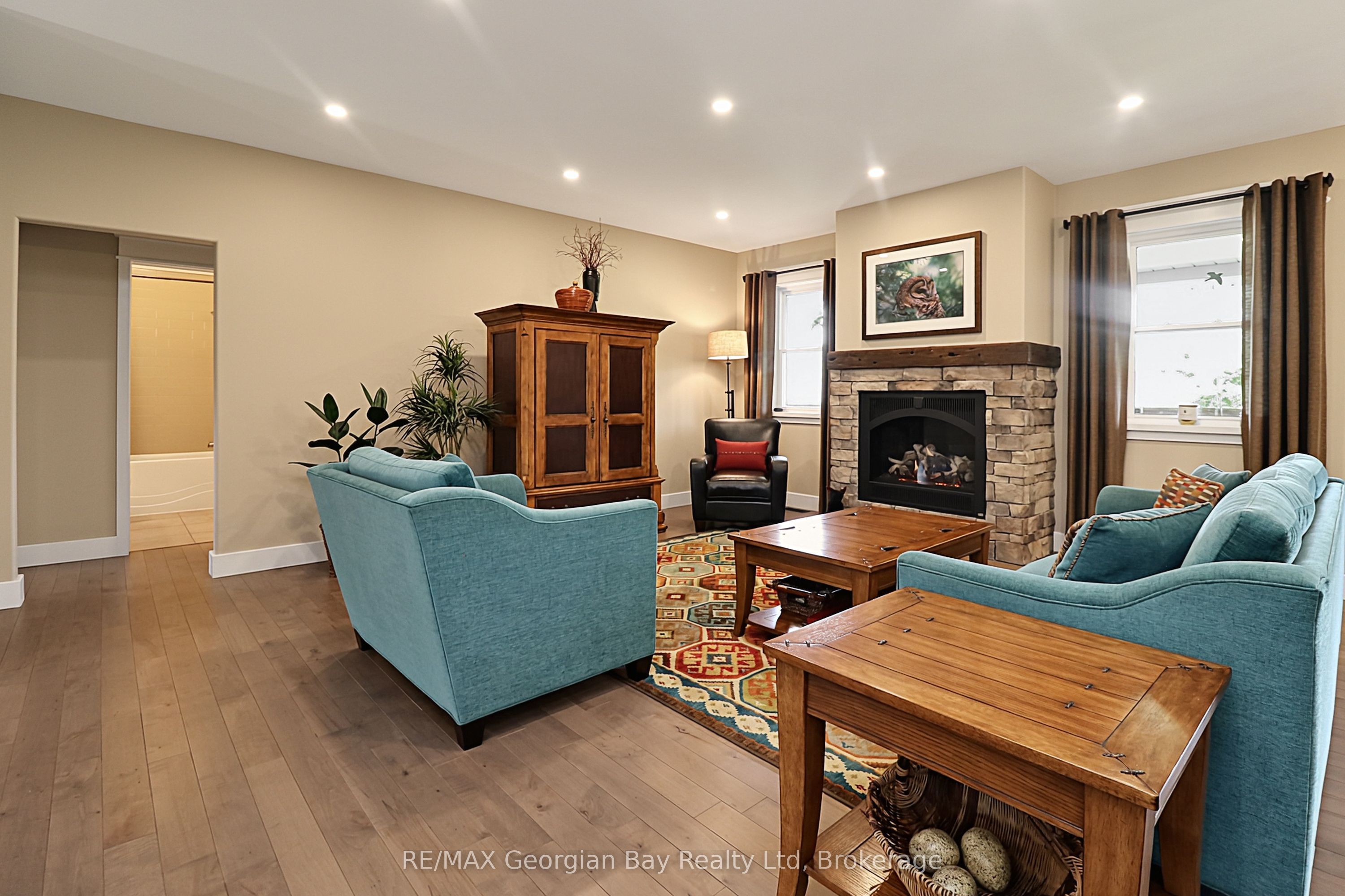 1 Park Street Property Photo 6