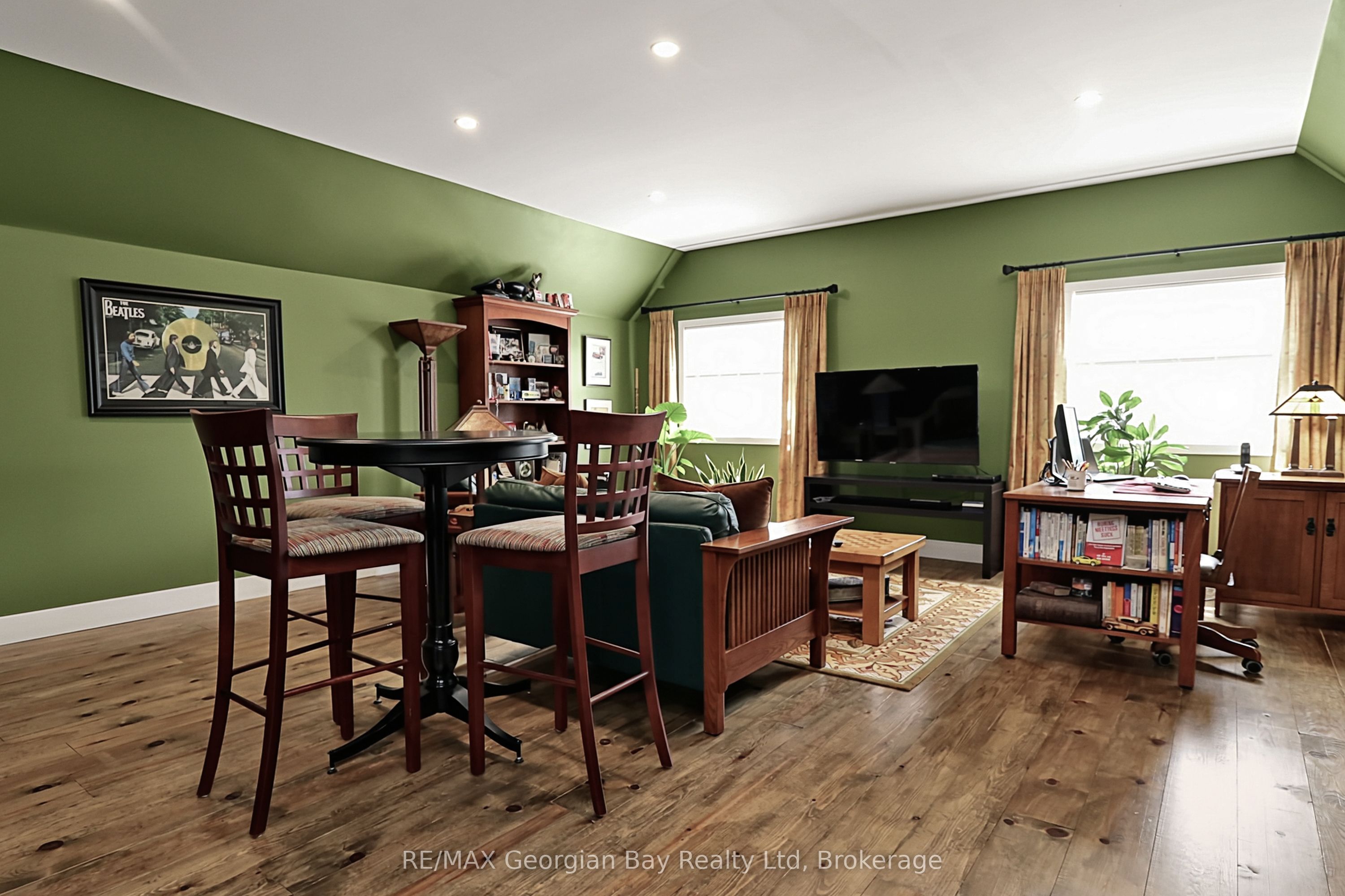 1 Park Street Property Photo 28