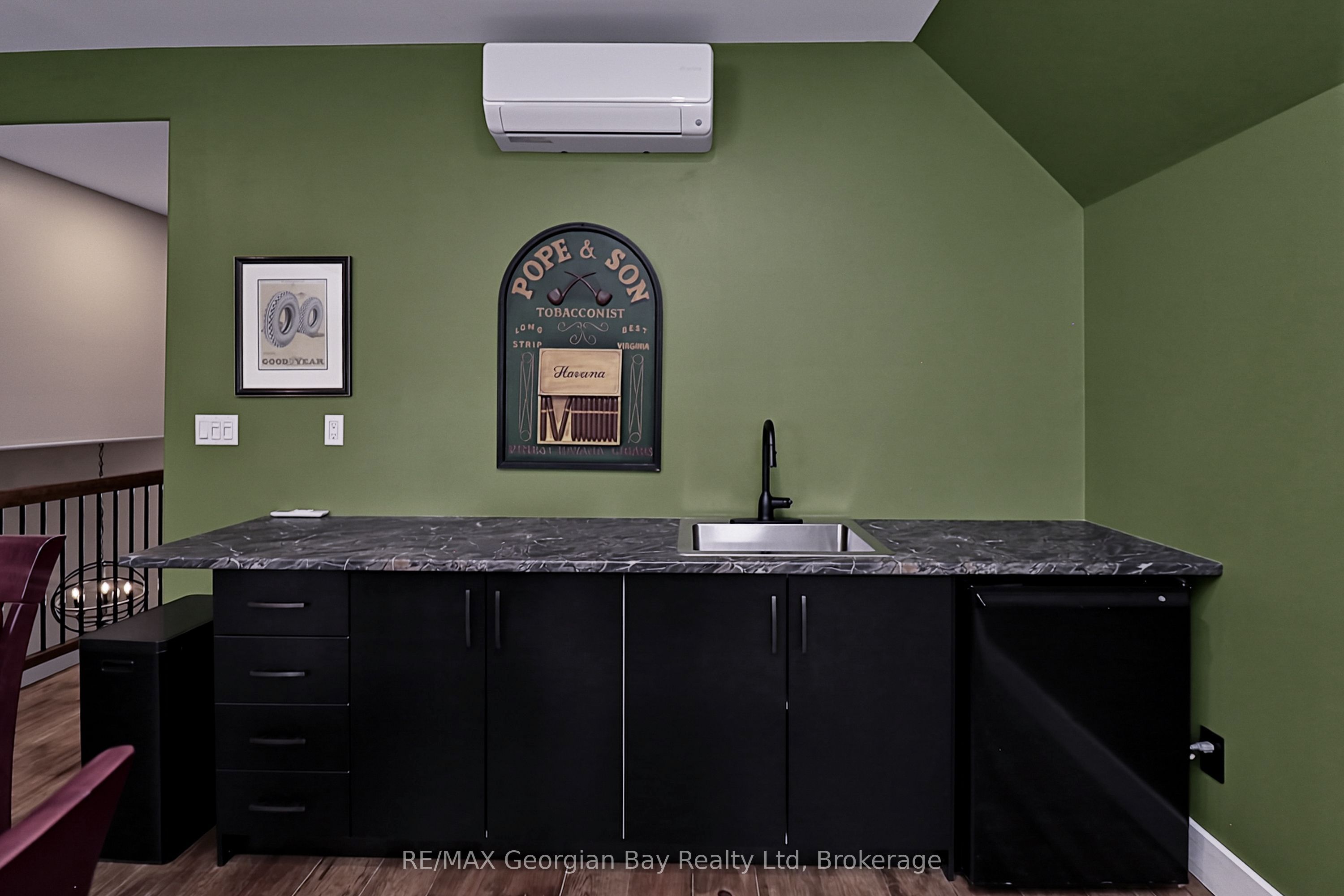 1 Park Street Property Photo 29