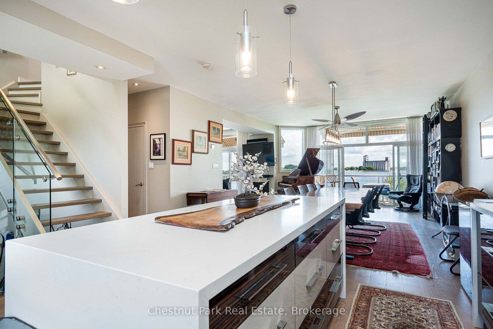 9 Cranberry Surf Property Photo 11