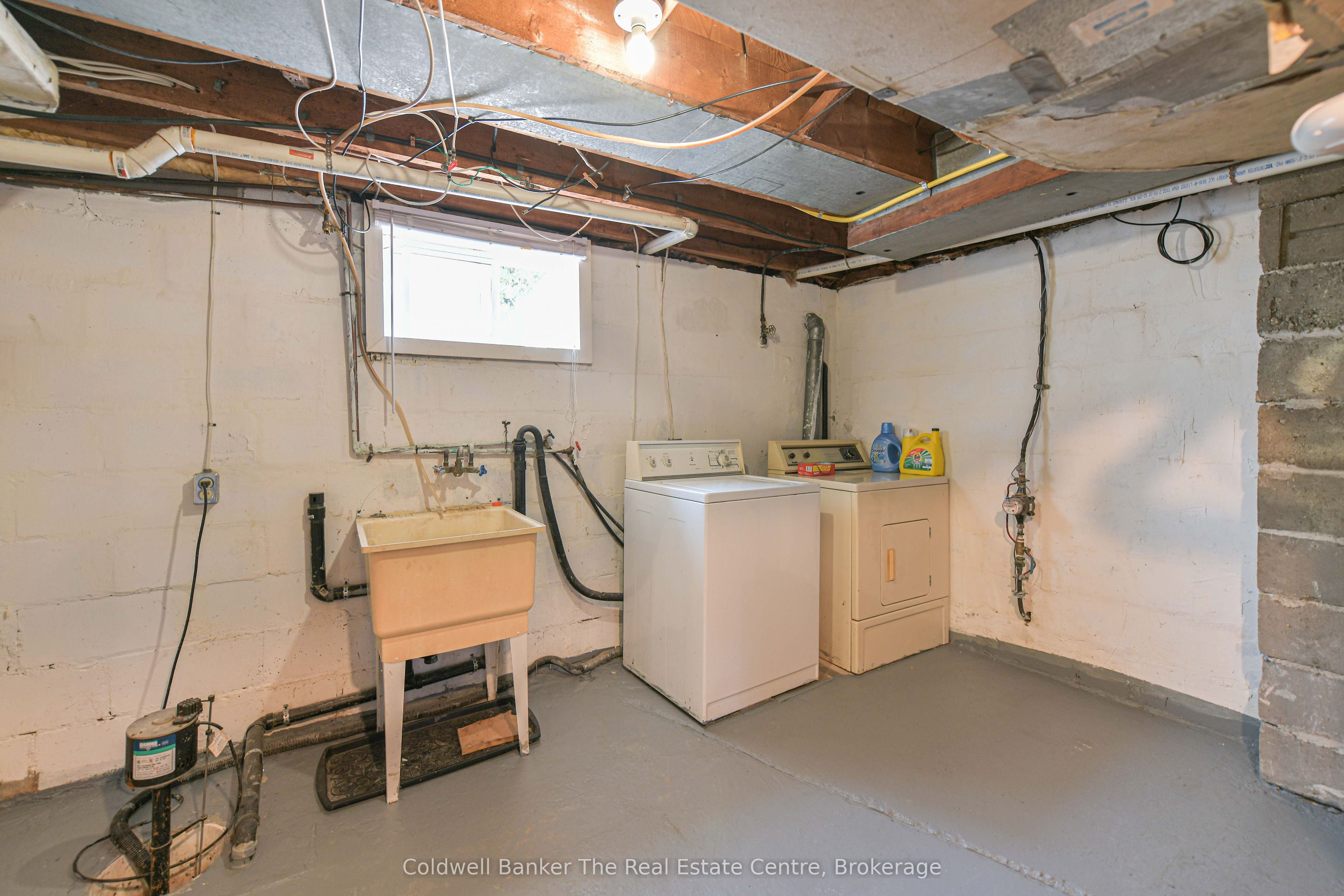321 Franklin Street Property Photo 39
