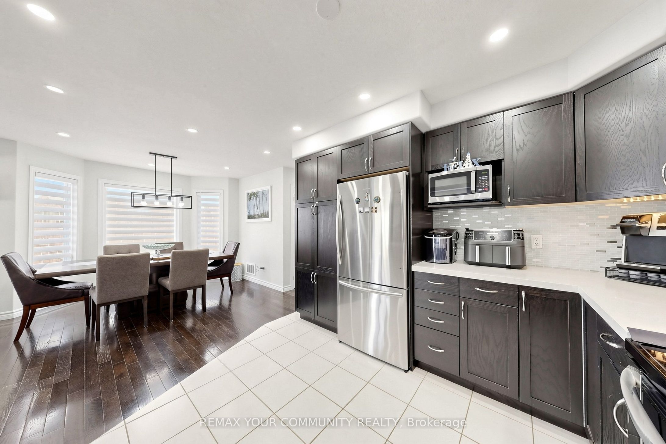 18 Davis Street Property Photo 19