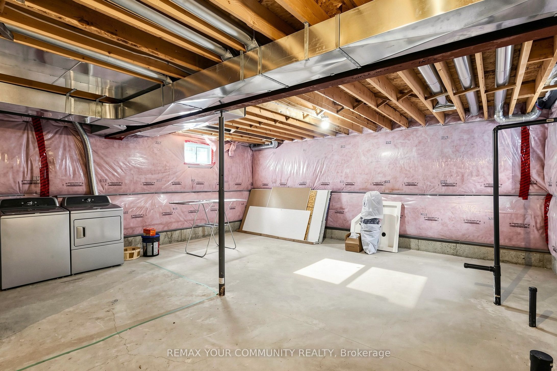 18 Davis Street Property Photo 37