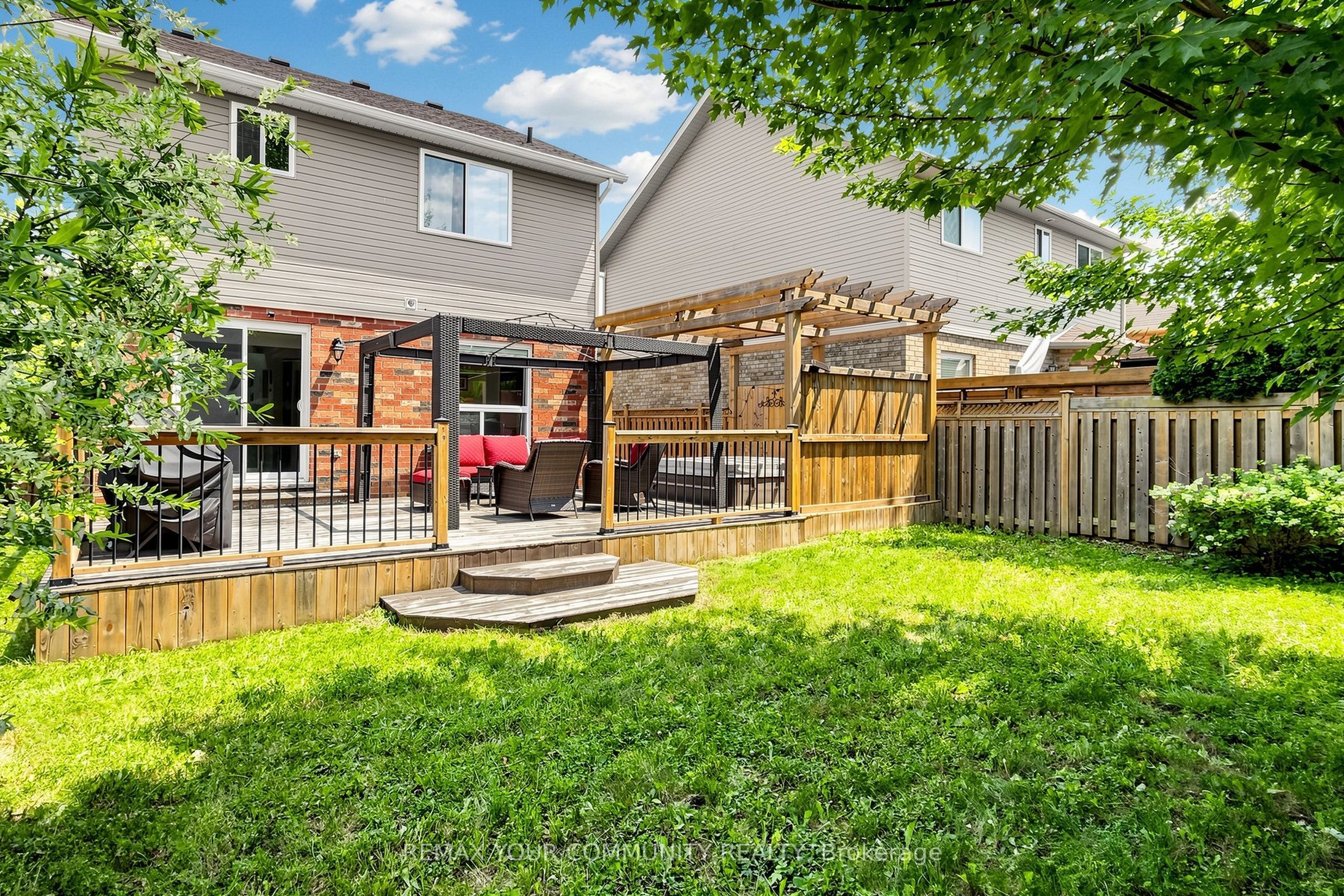 18 Davis Street Property Photo 48
