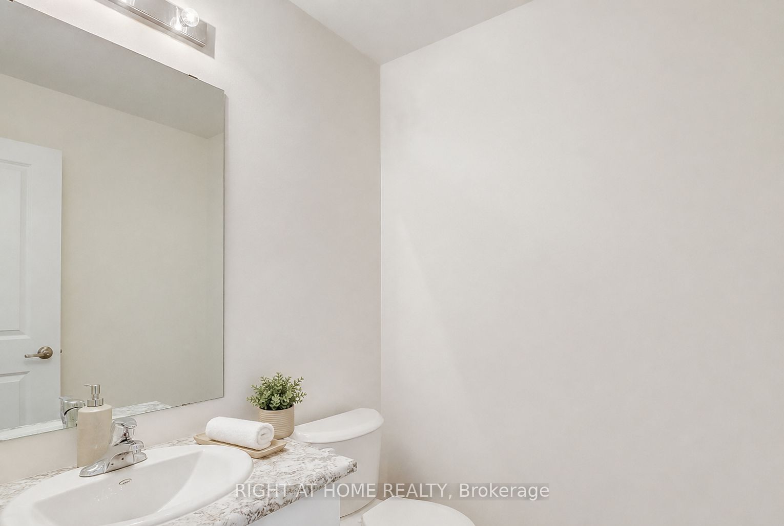 108 Nottingham Road Property Photo 5