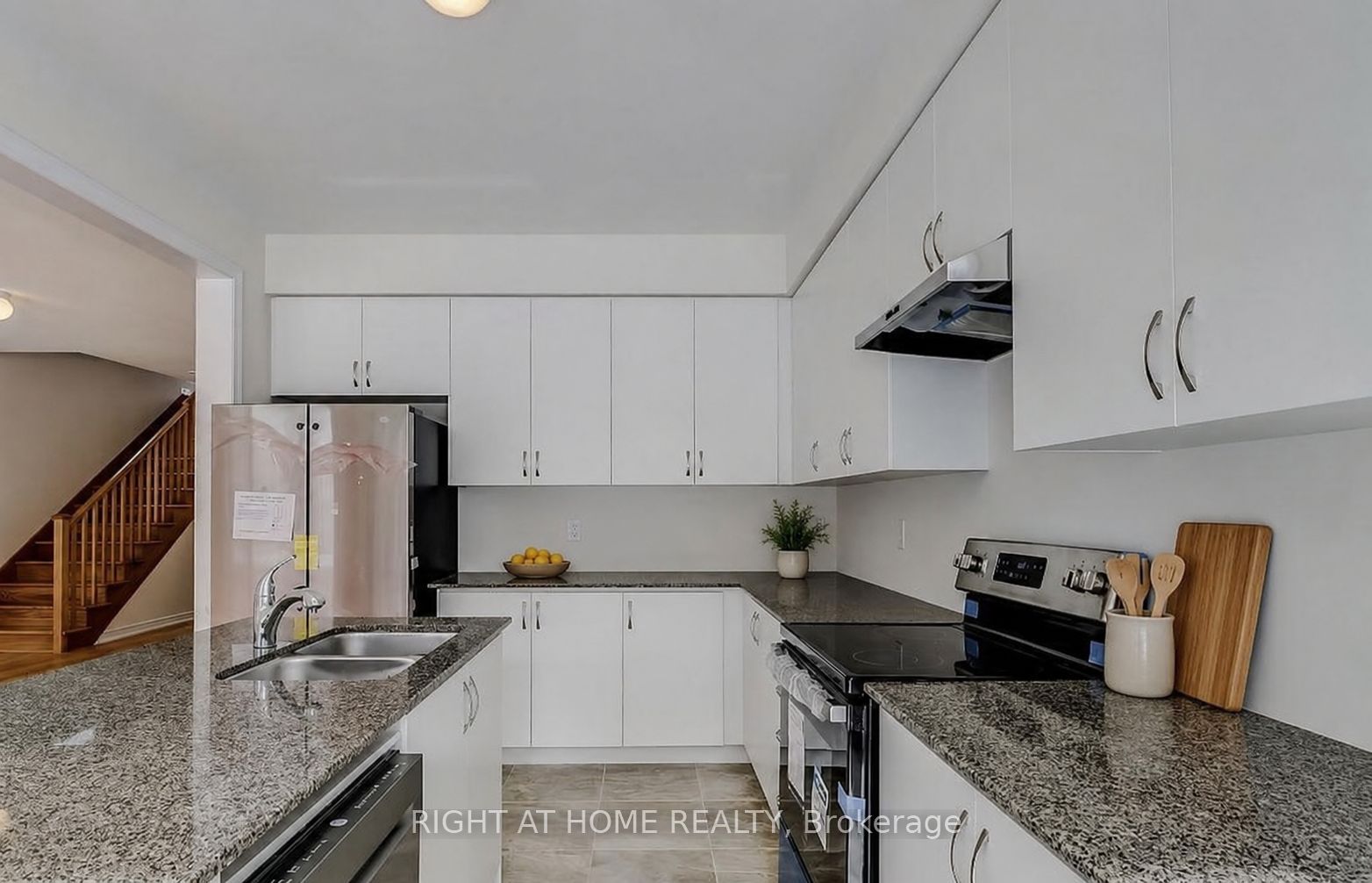 108 Nottingham Road Property Photo 7