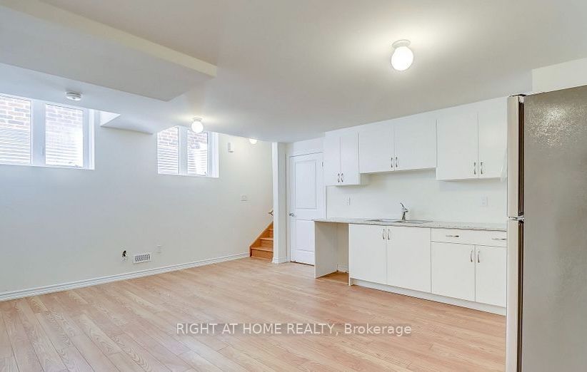 108 Nottingham Road Property Photo 13