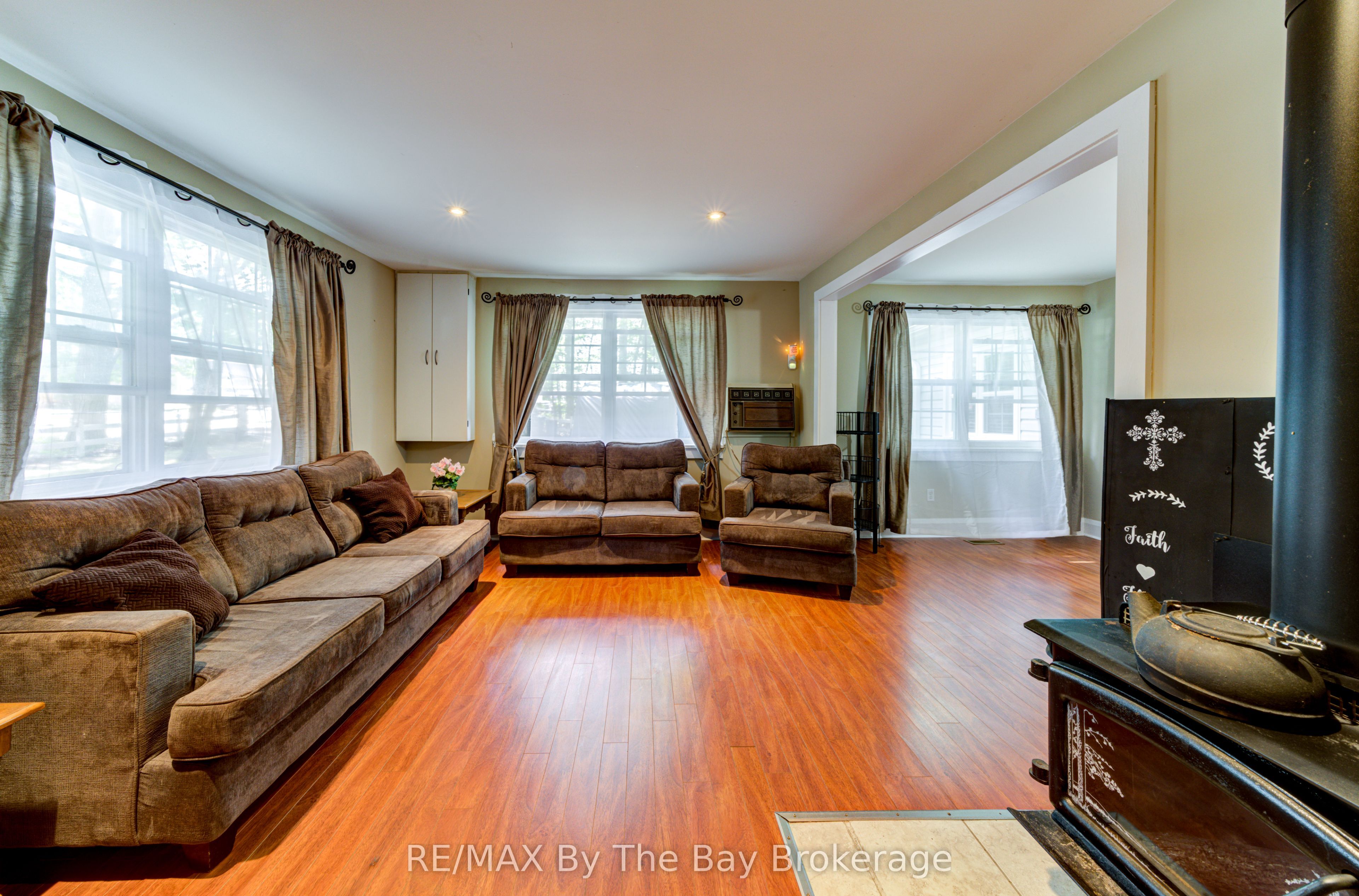 110 24th Street N Property Photo 6