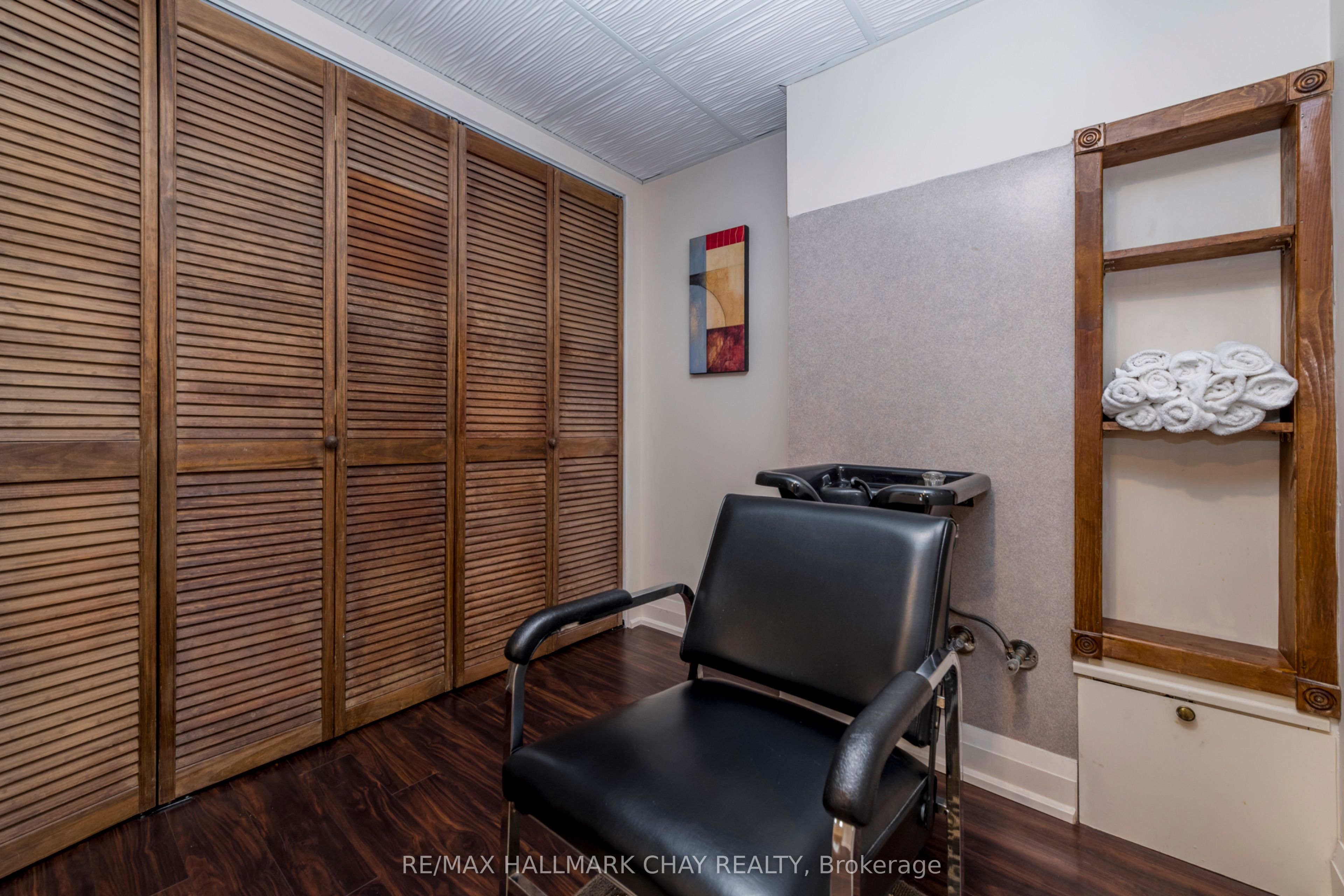 22 Peter Street Property Photo 25